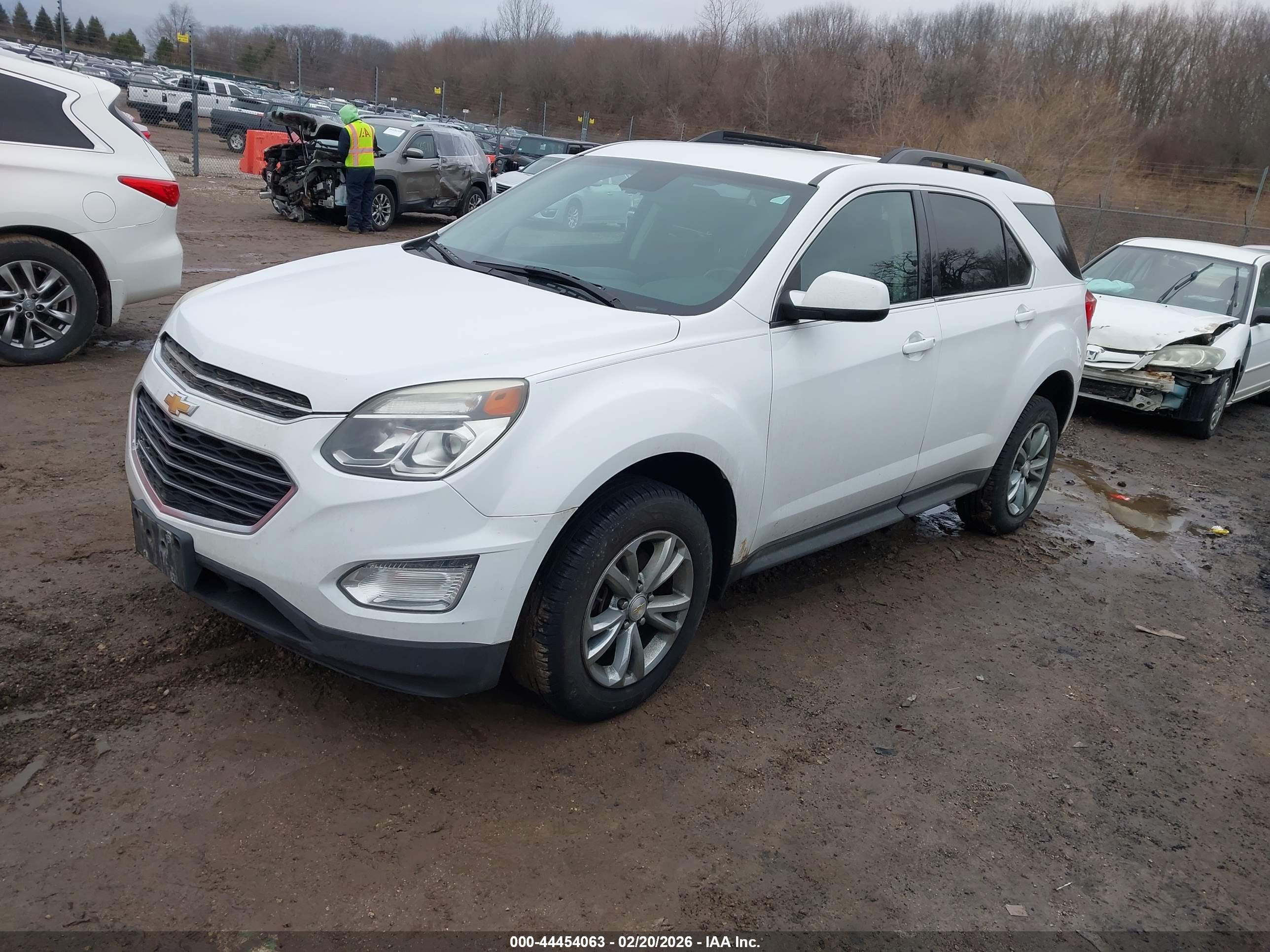 CHEVROLET EQUINOX image 2
