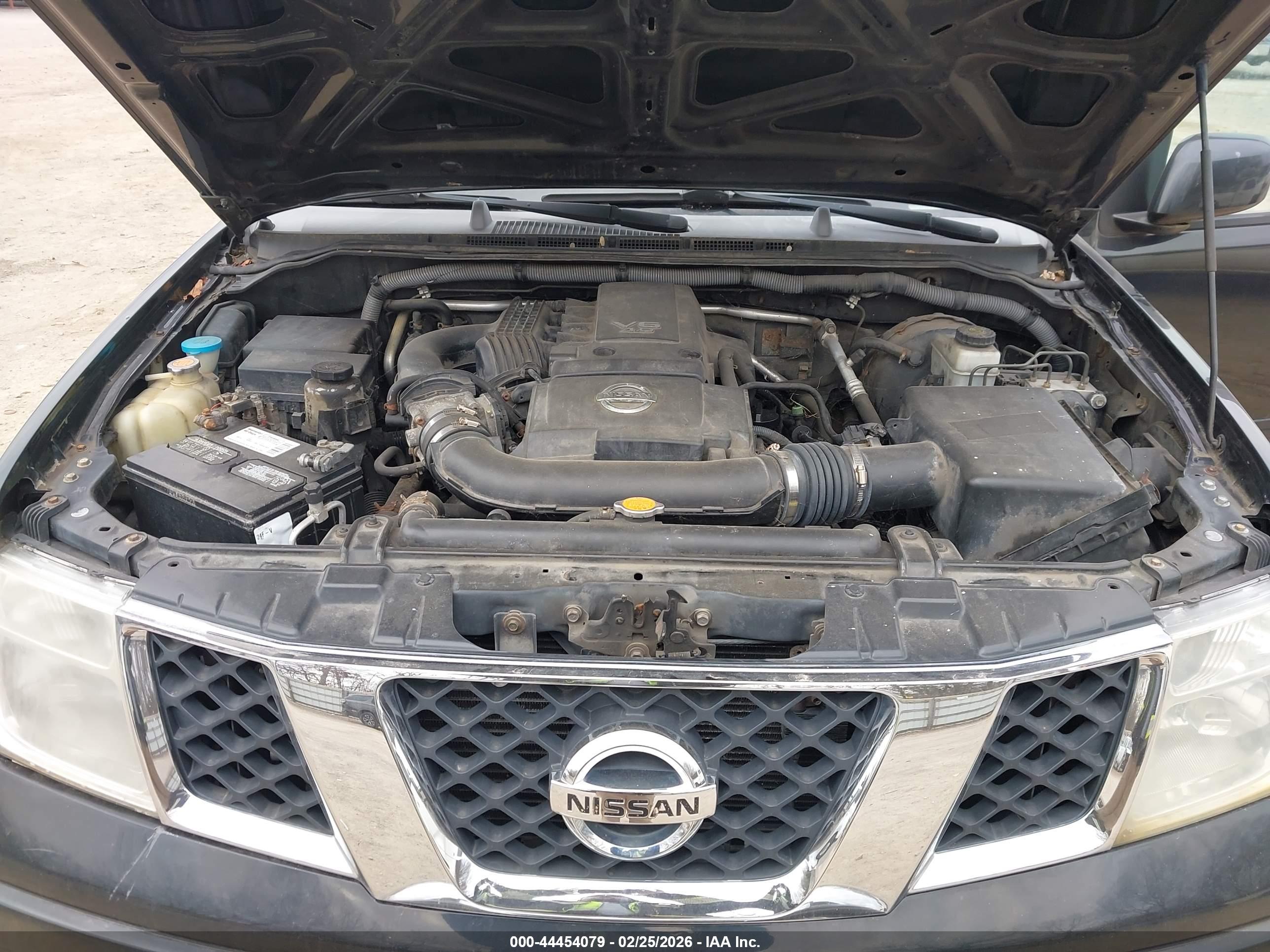NISSAN FRONTIER image 10