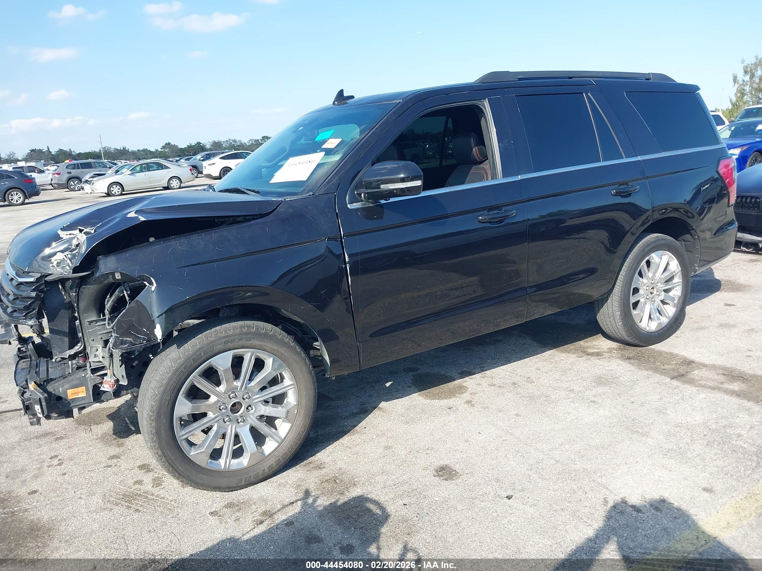 FORD EXPEDITION image 2
