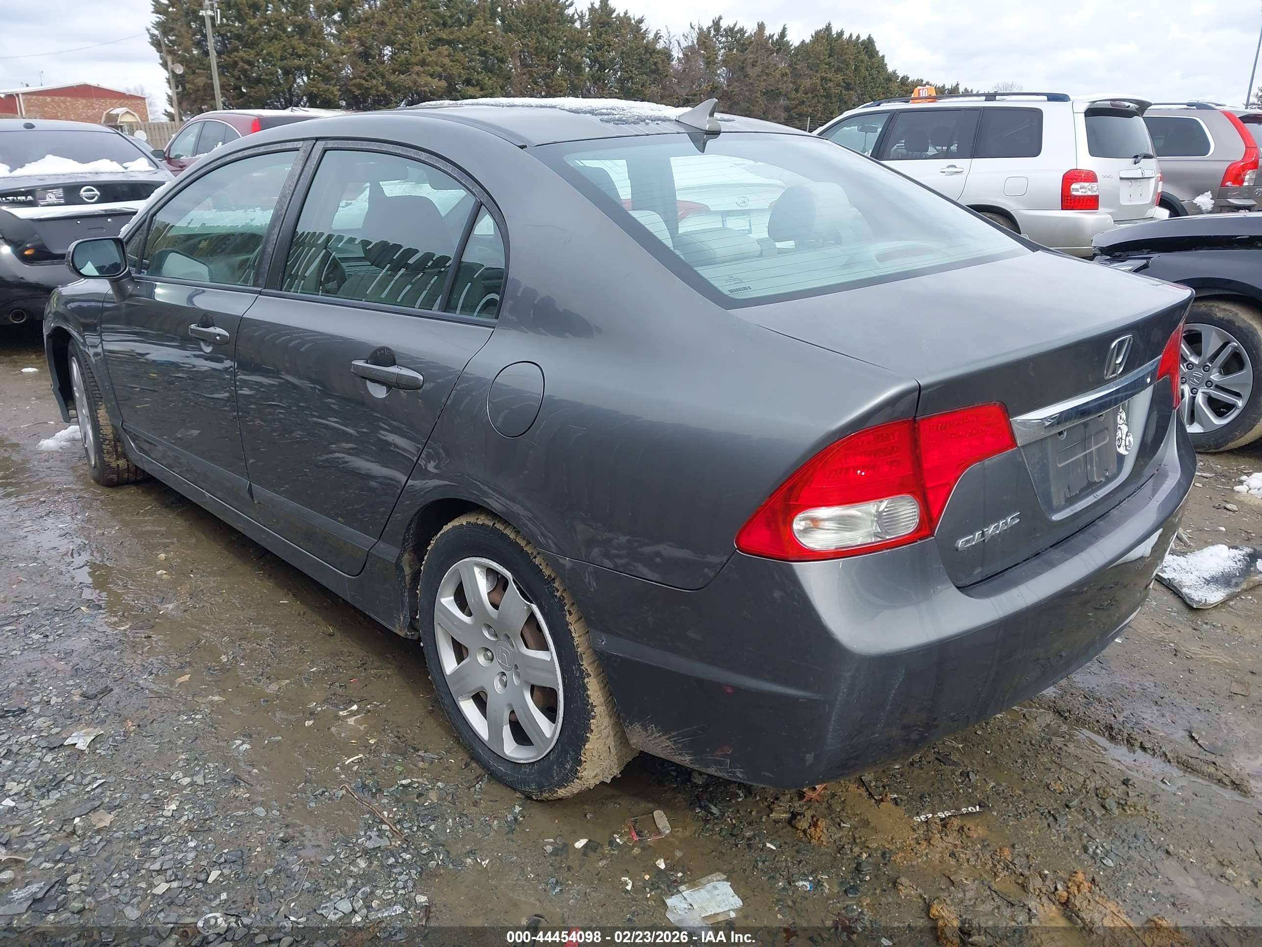 HONDA CIVIC image 3