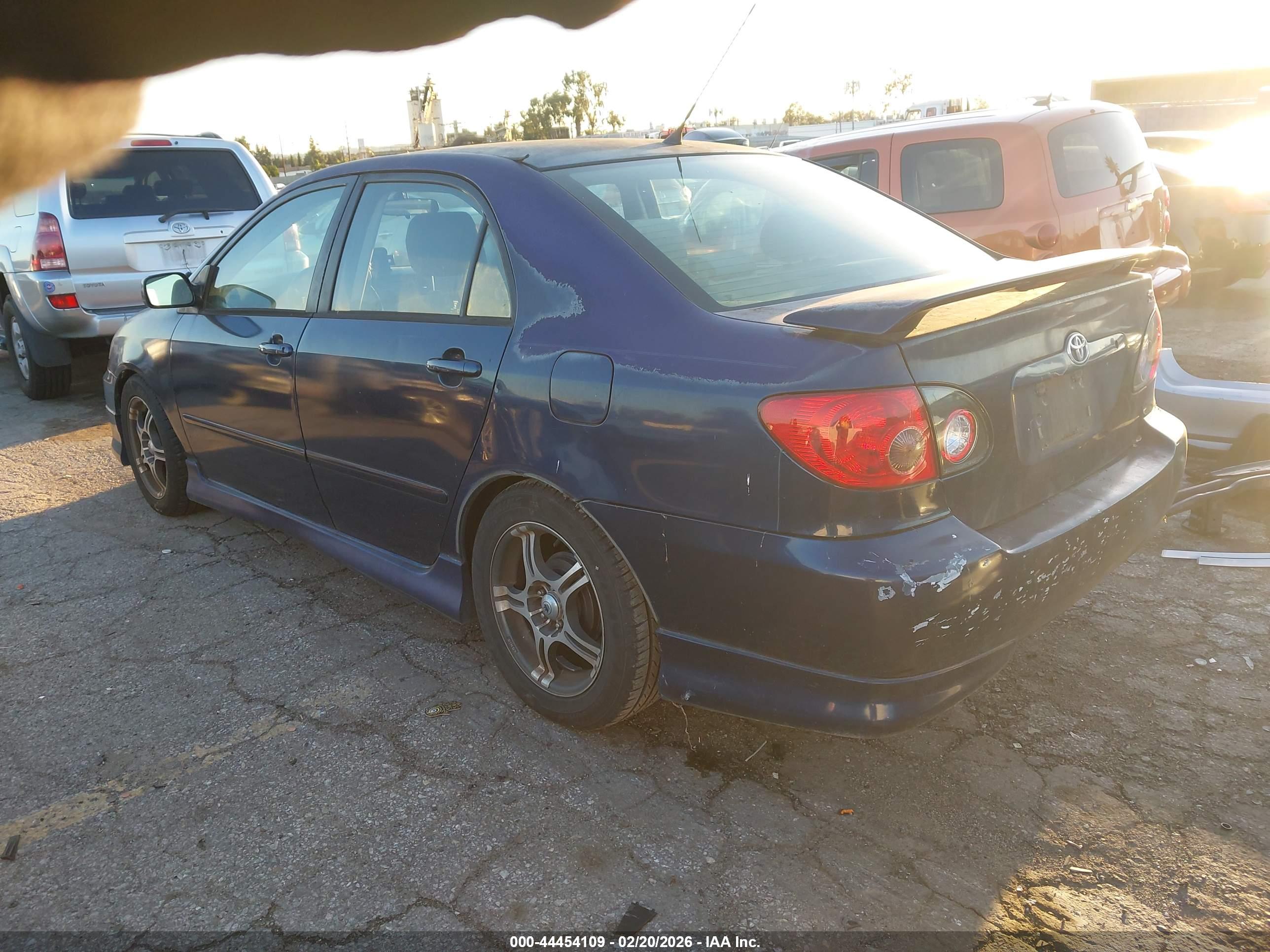 TOYOTA COROLLA image 3