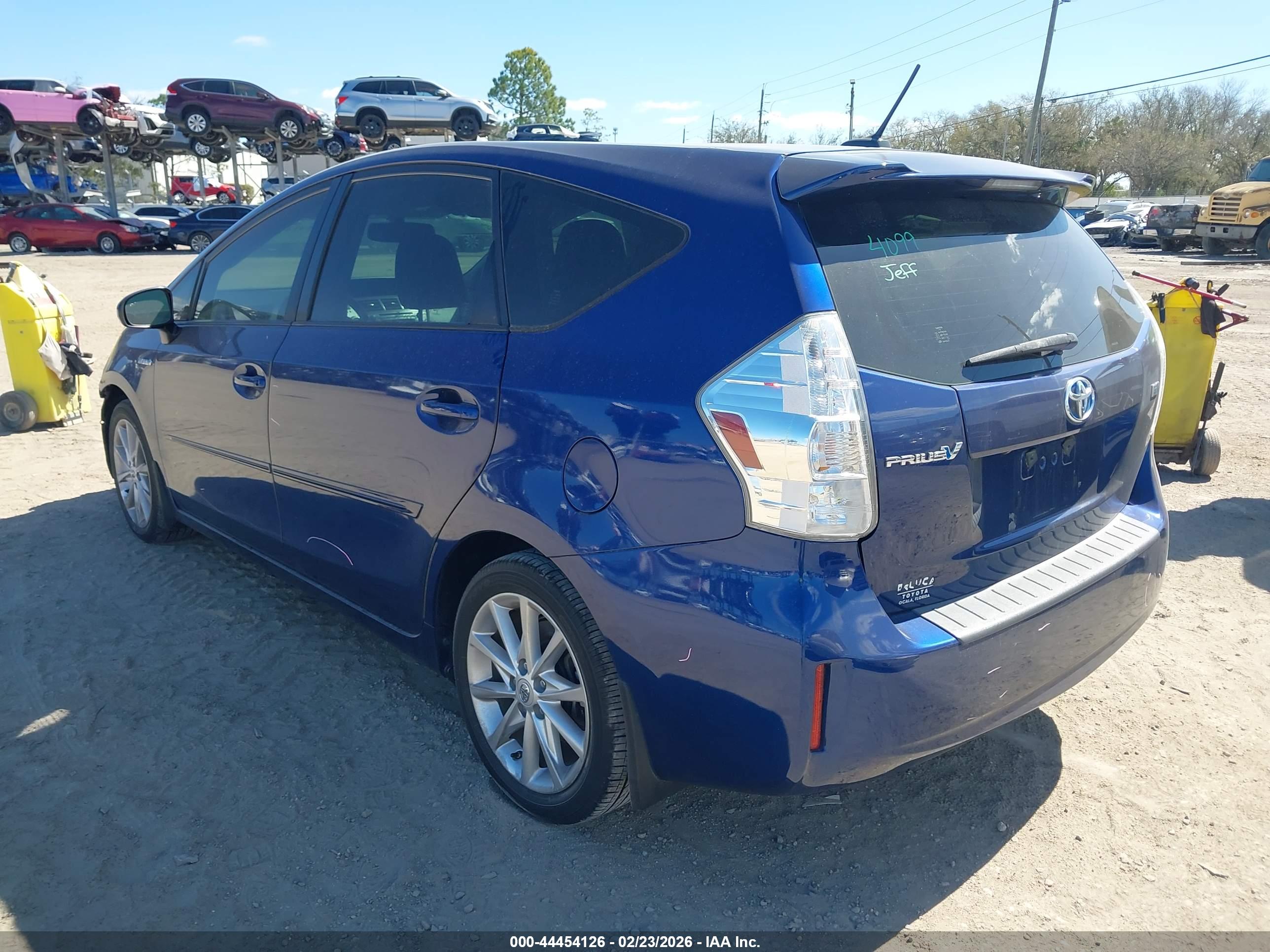 TOYOTA PRIUS image 3