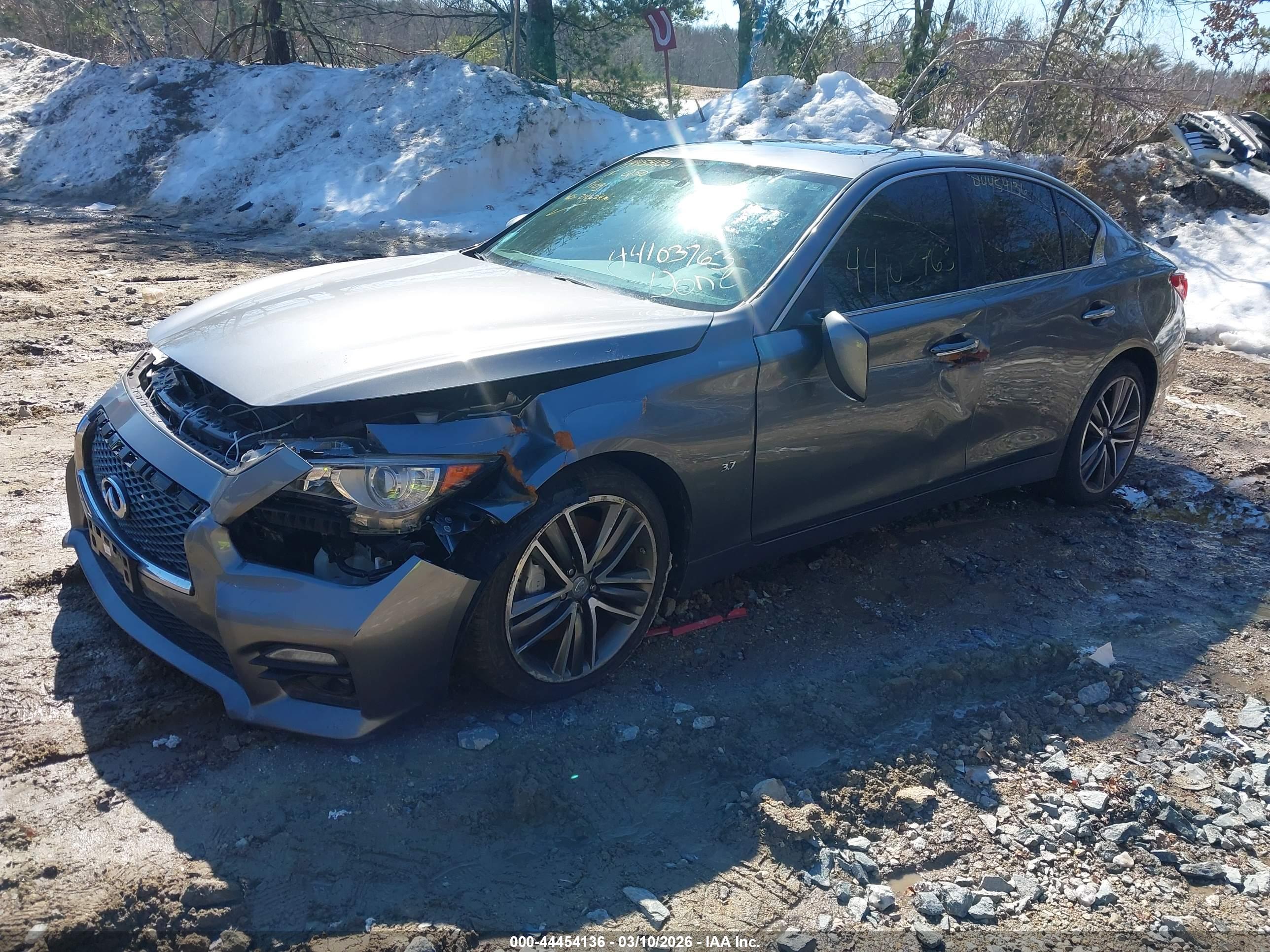 INFINITI Q50 image 2