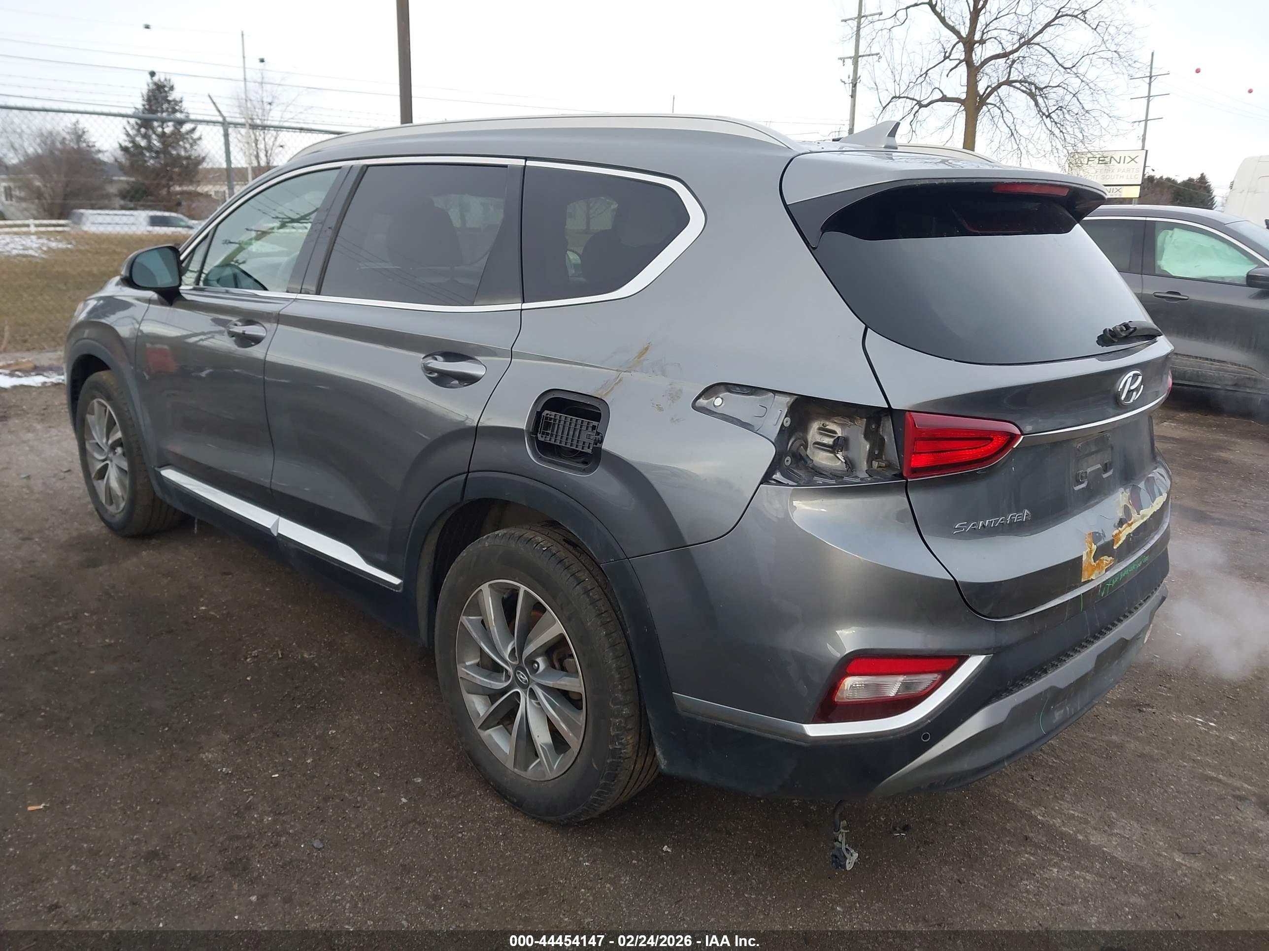 HYUNDAI SANTA image 3