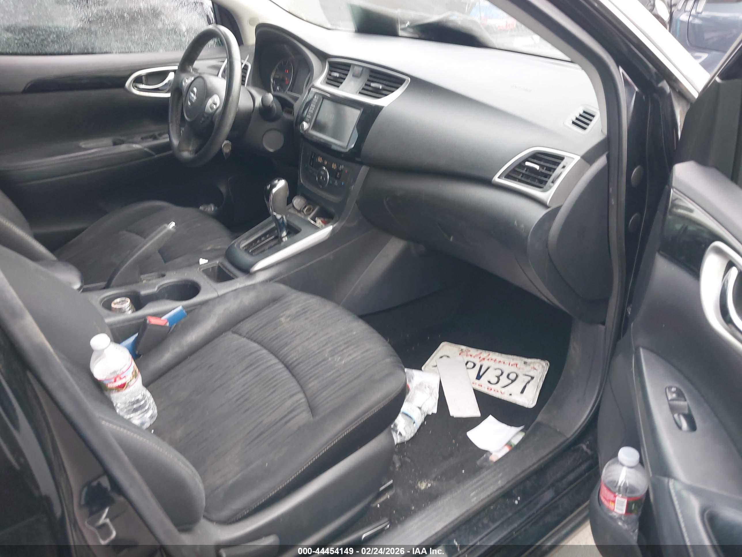 NISSAN SENTRA image 5