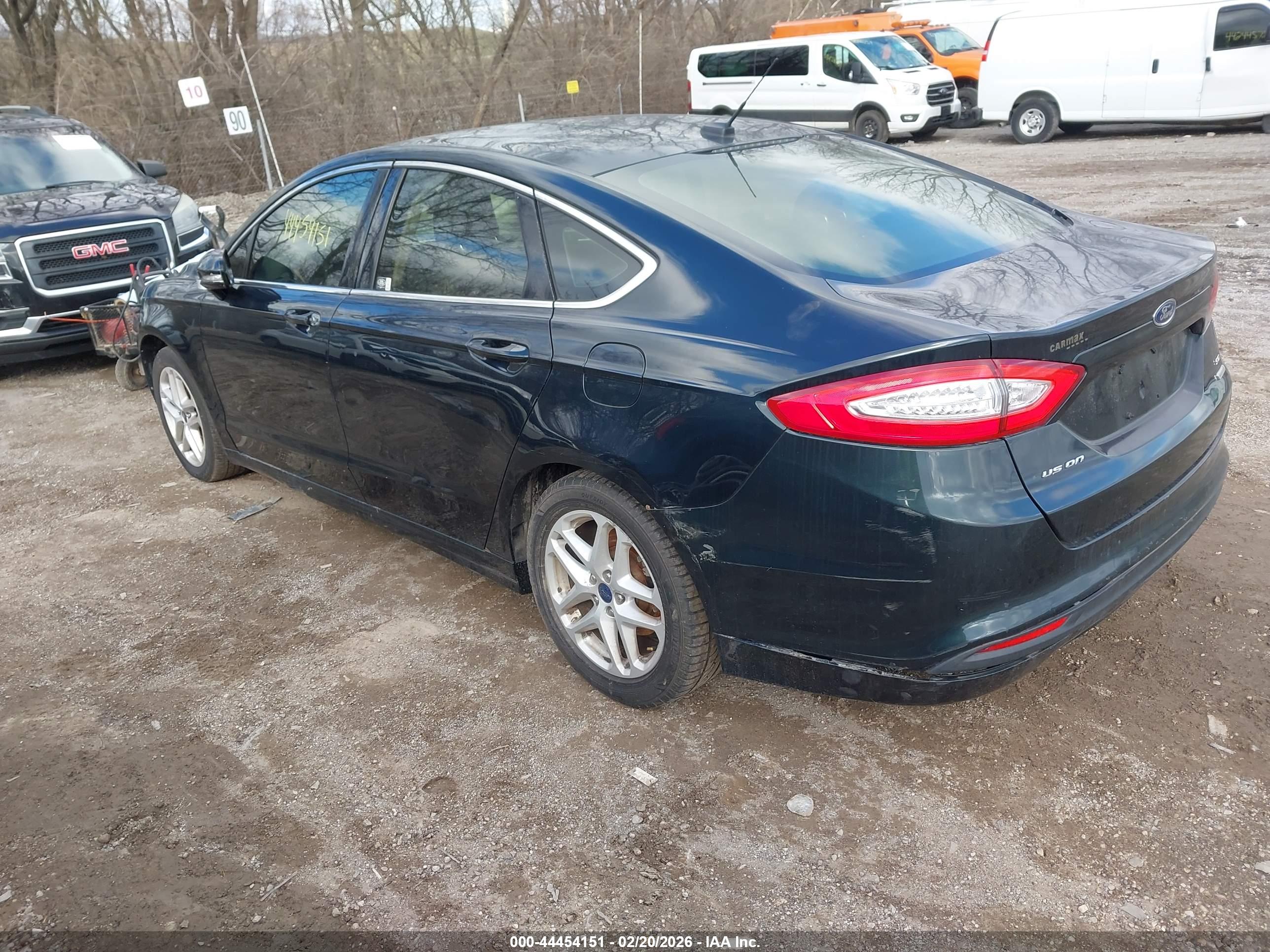 FORD FUSION image 3