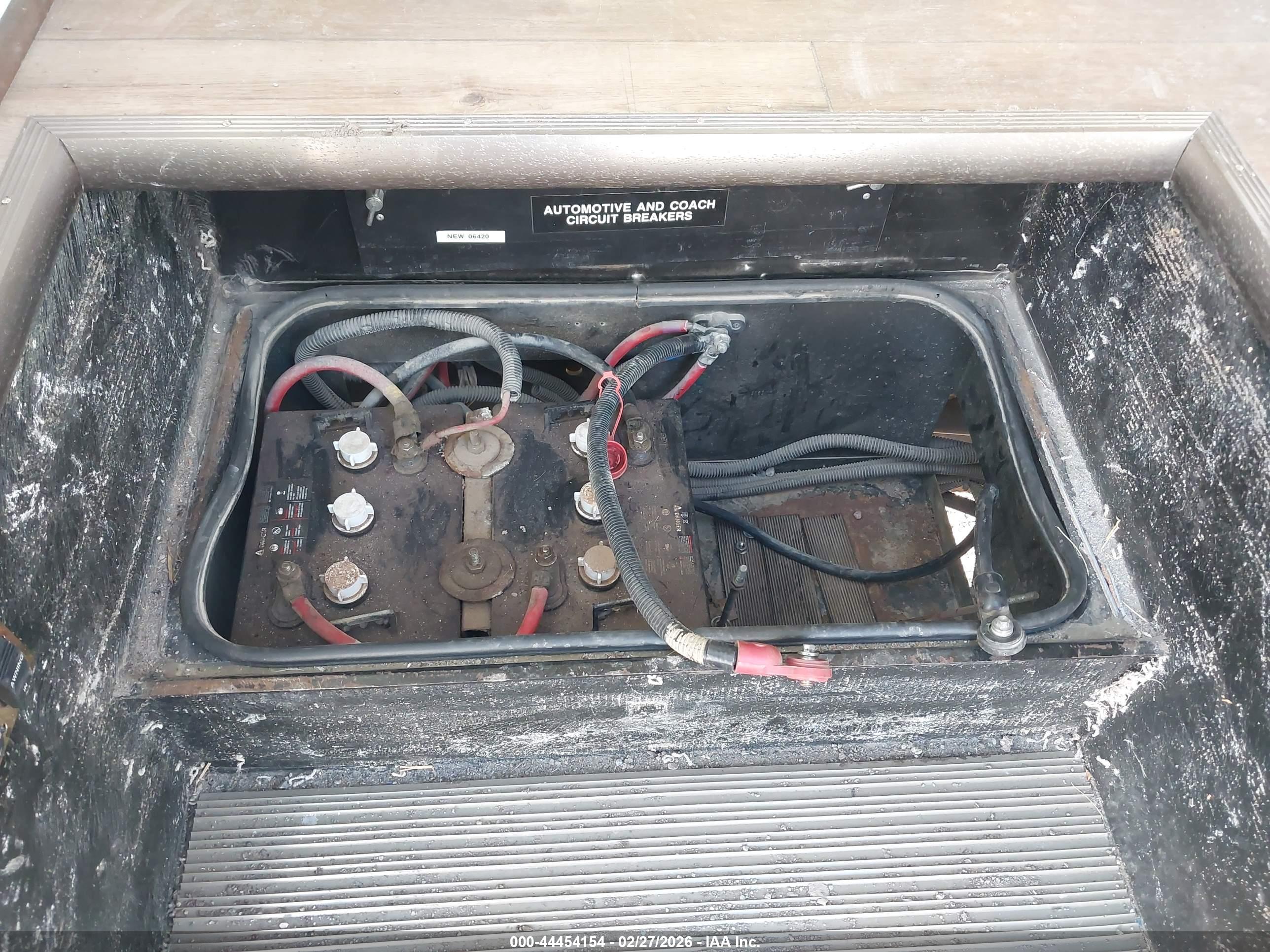 WINNEBAGO YOYAGE image 6