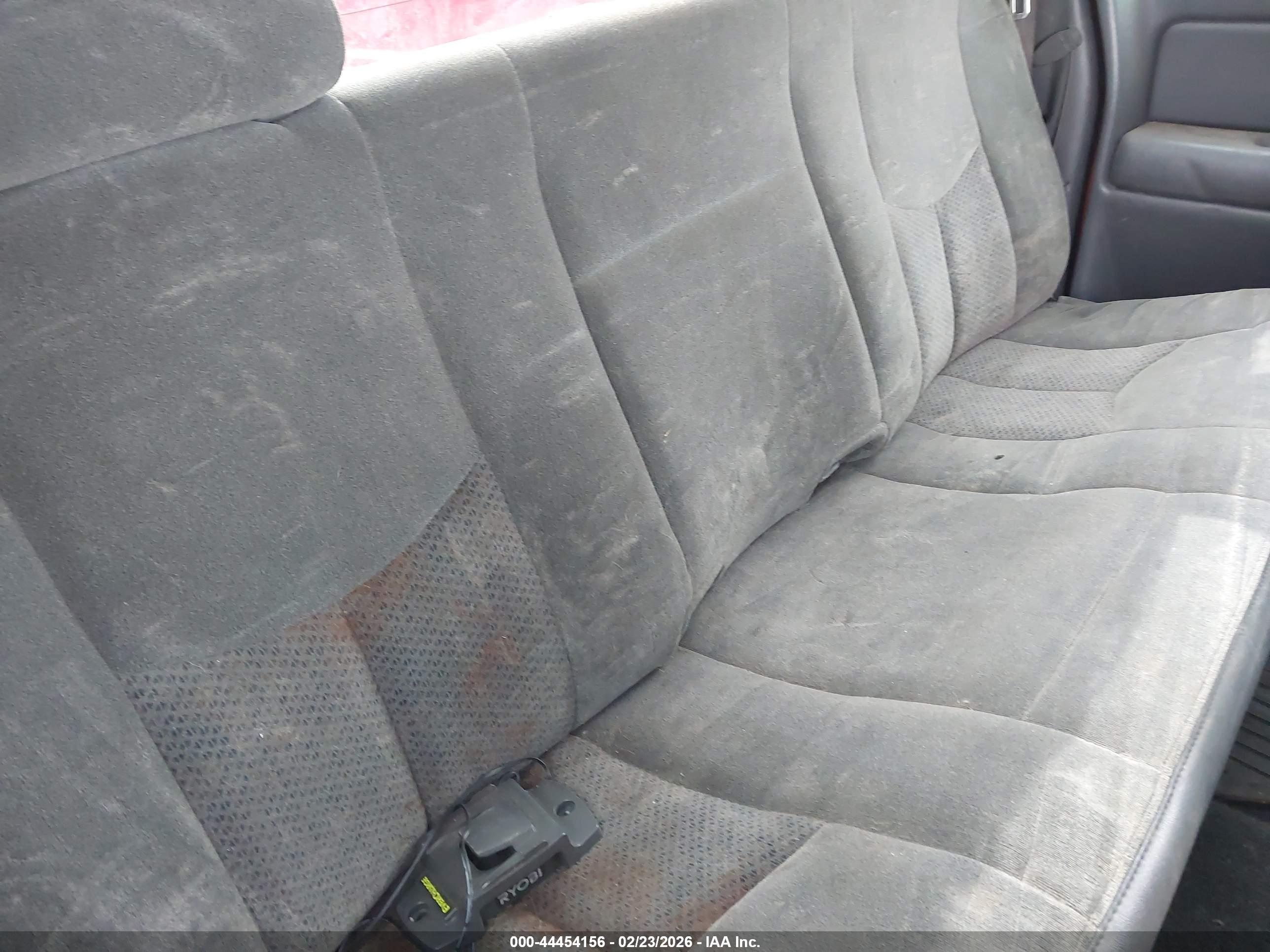 CHEVROLET SILVERADO image 8