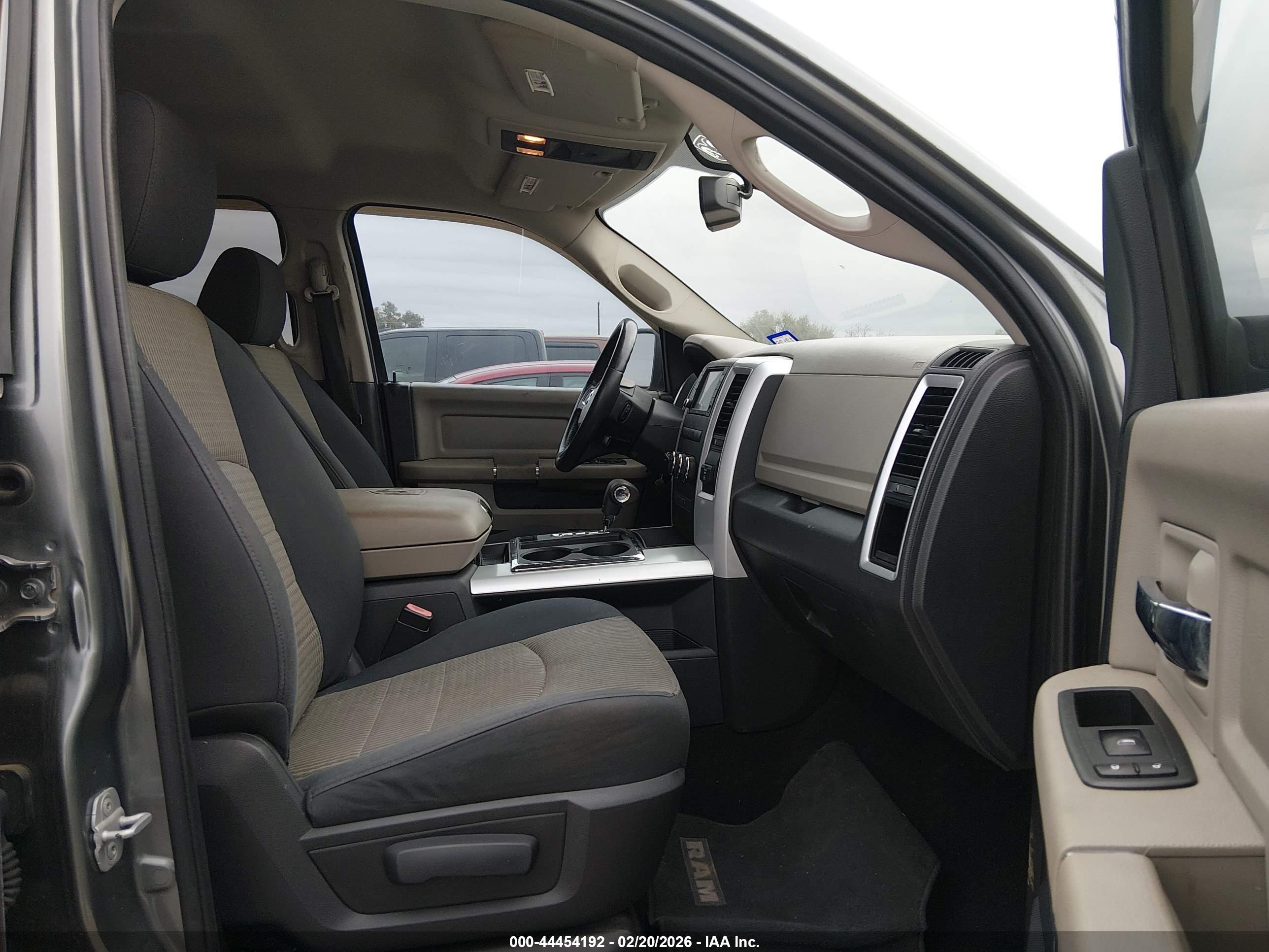 DODGE RAM image 5