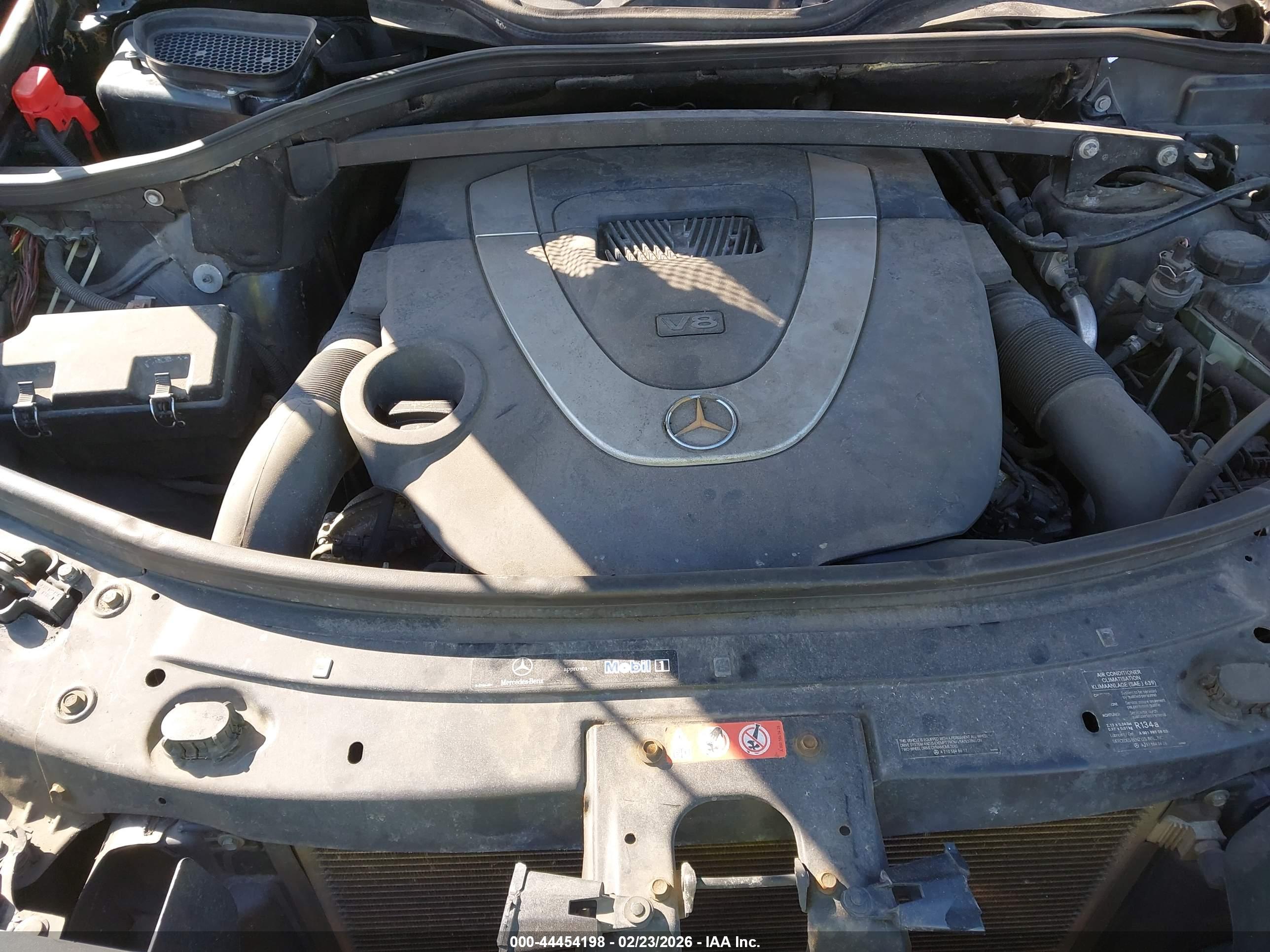 MERCEDES-BENZ GL image 10