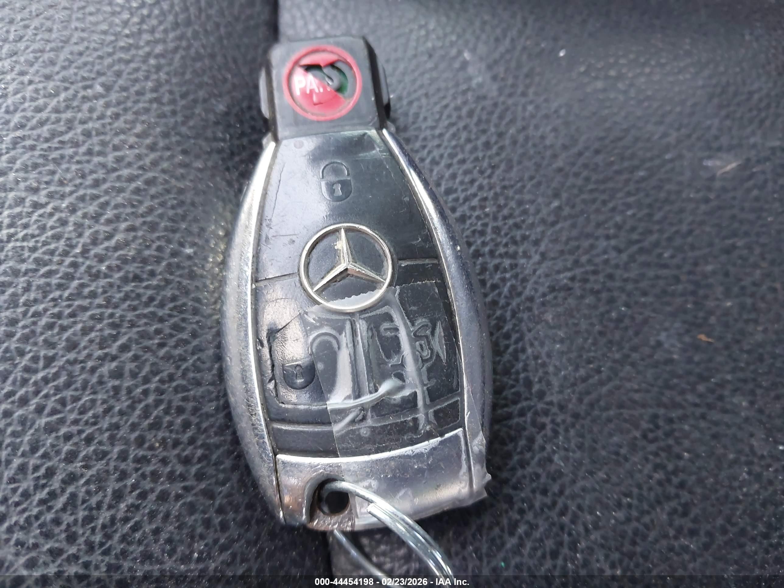 MERCEDES-BENZ GL image 11
