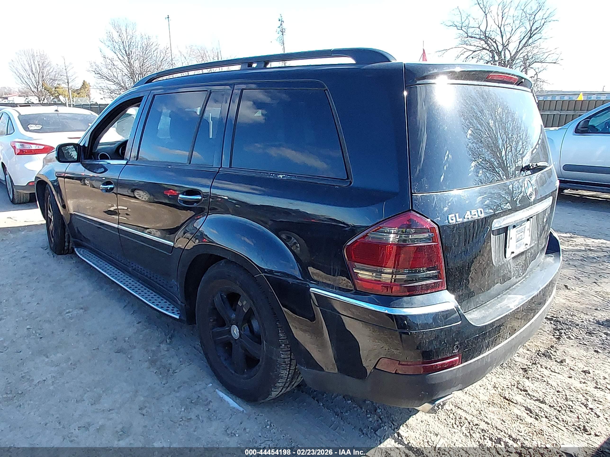 MERCEDES-BENZ GL image 3