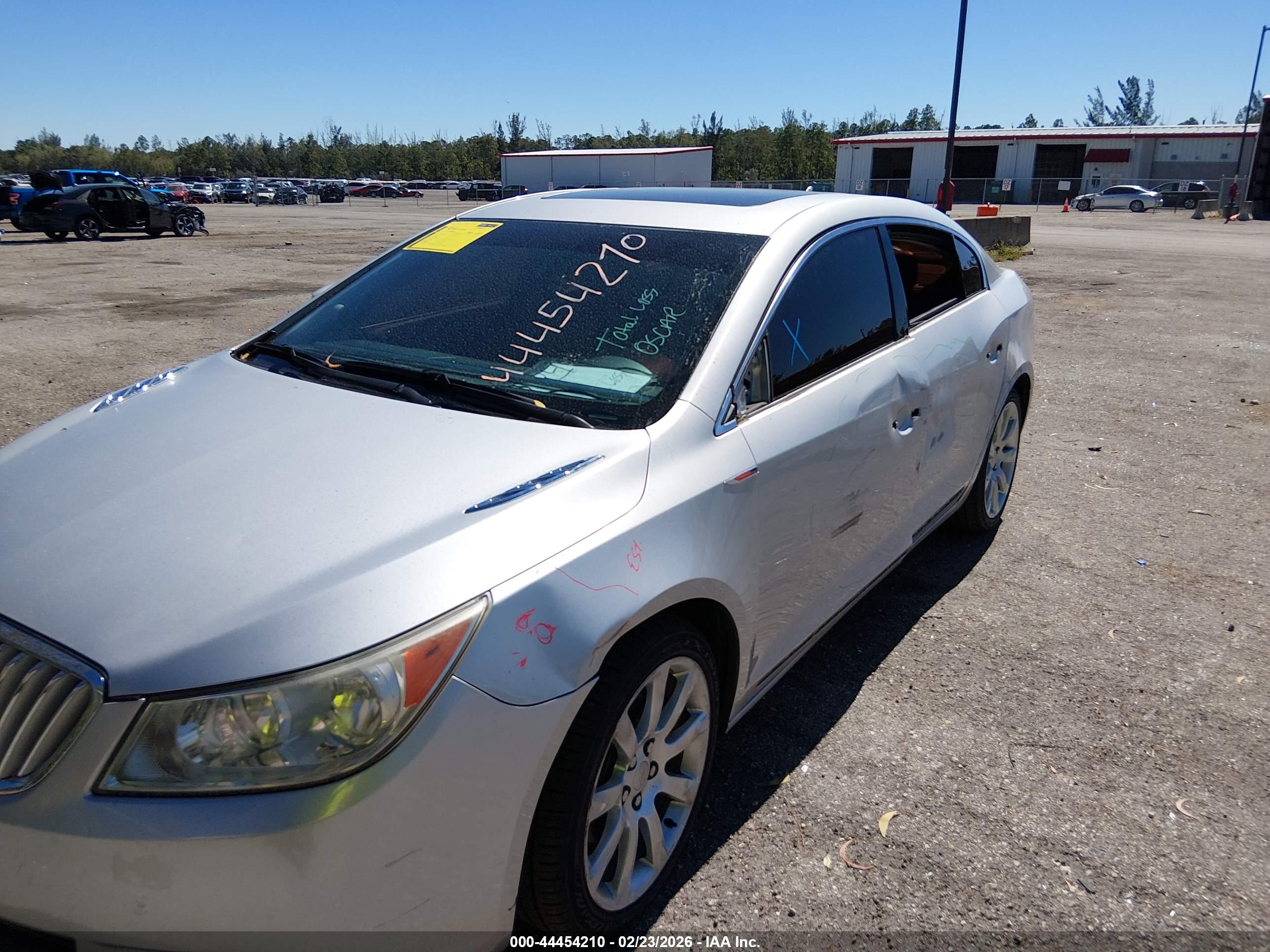BUICK LACROSSE image 6