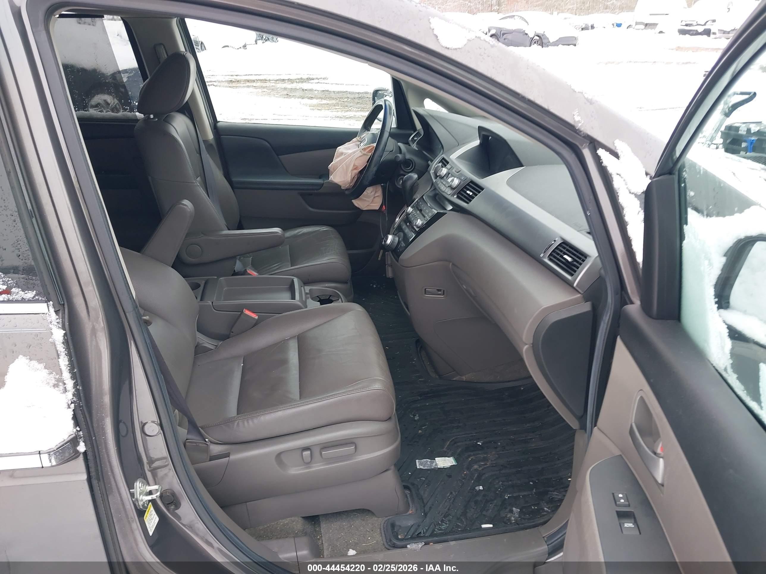 HONDA ODYSSEY image 5