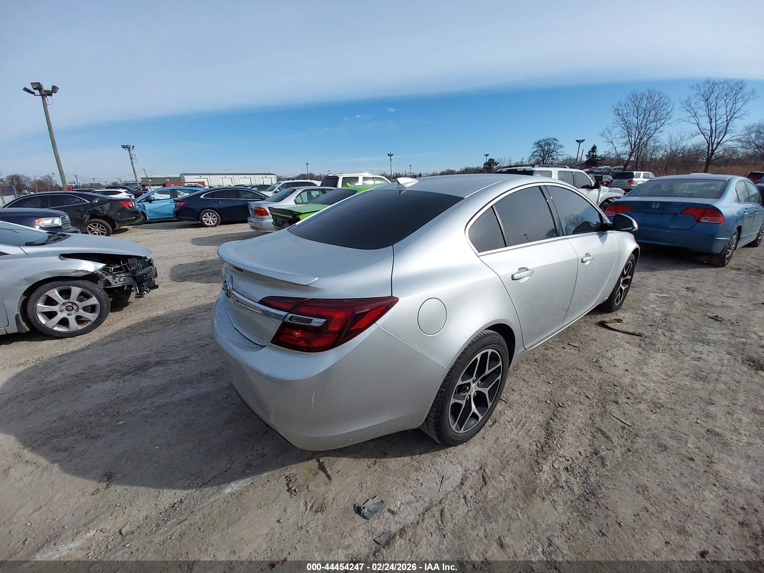 BUICK REGAL image 4
