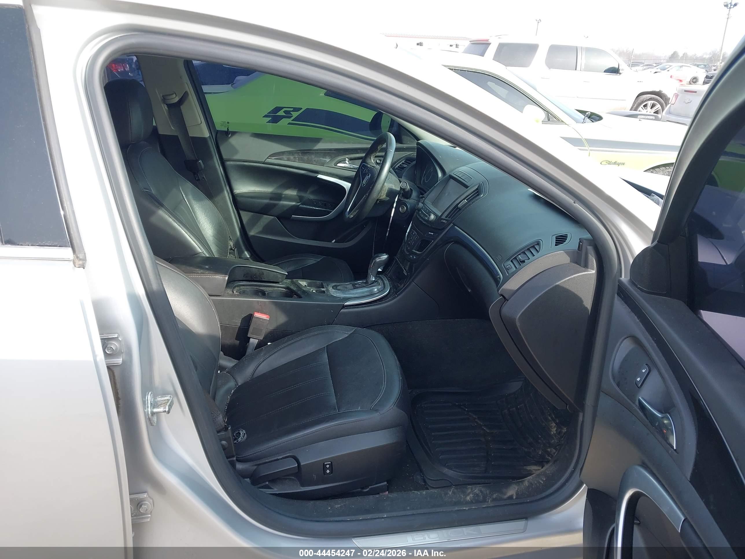 BUICK REGAL image 5