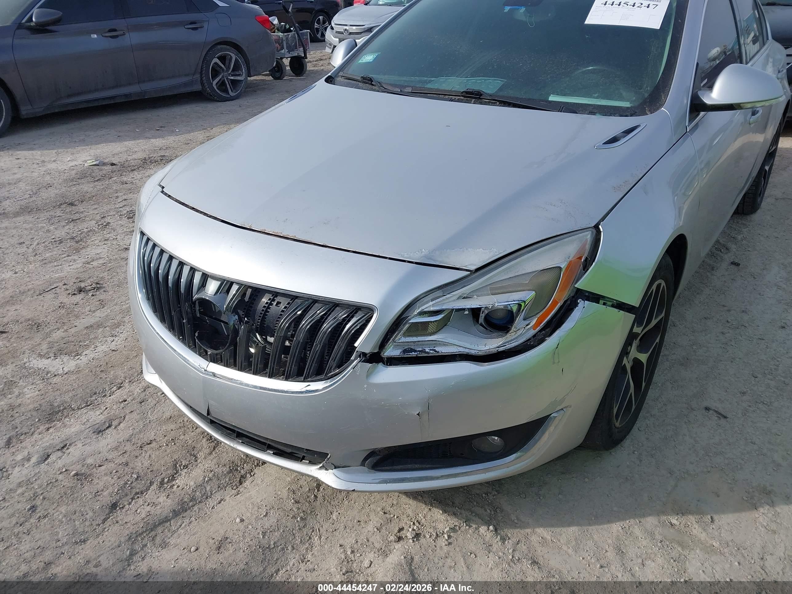 BUICK REGAL image 6