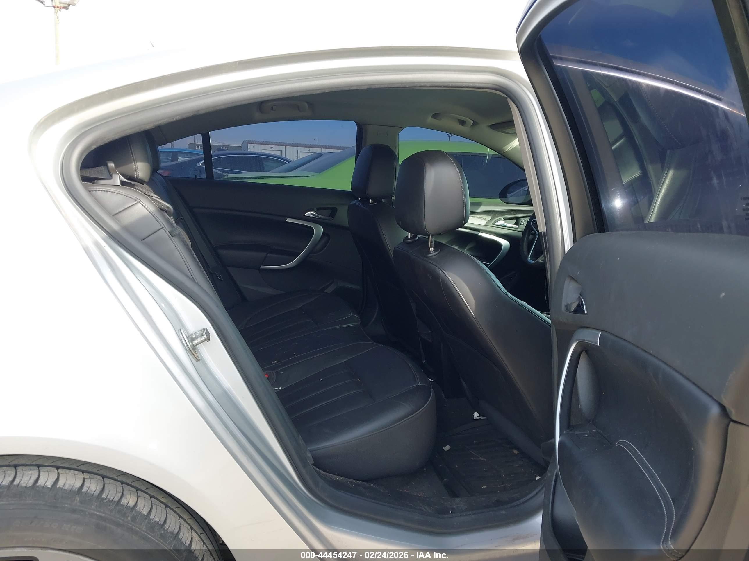 BUICK REGAL image 8