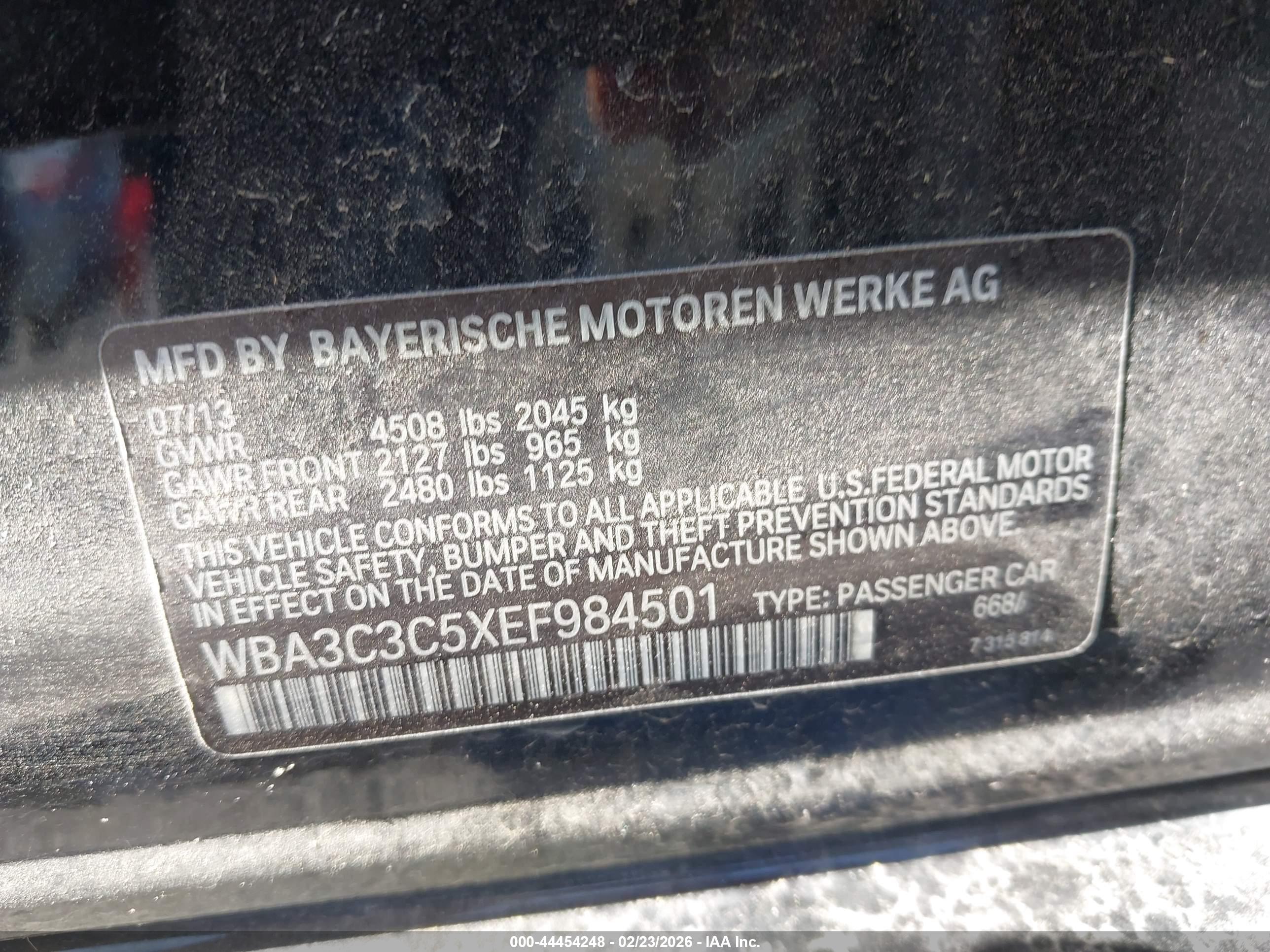 BMW 320I image 9