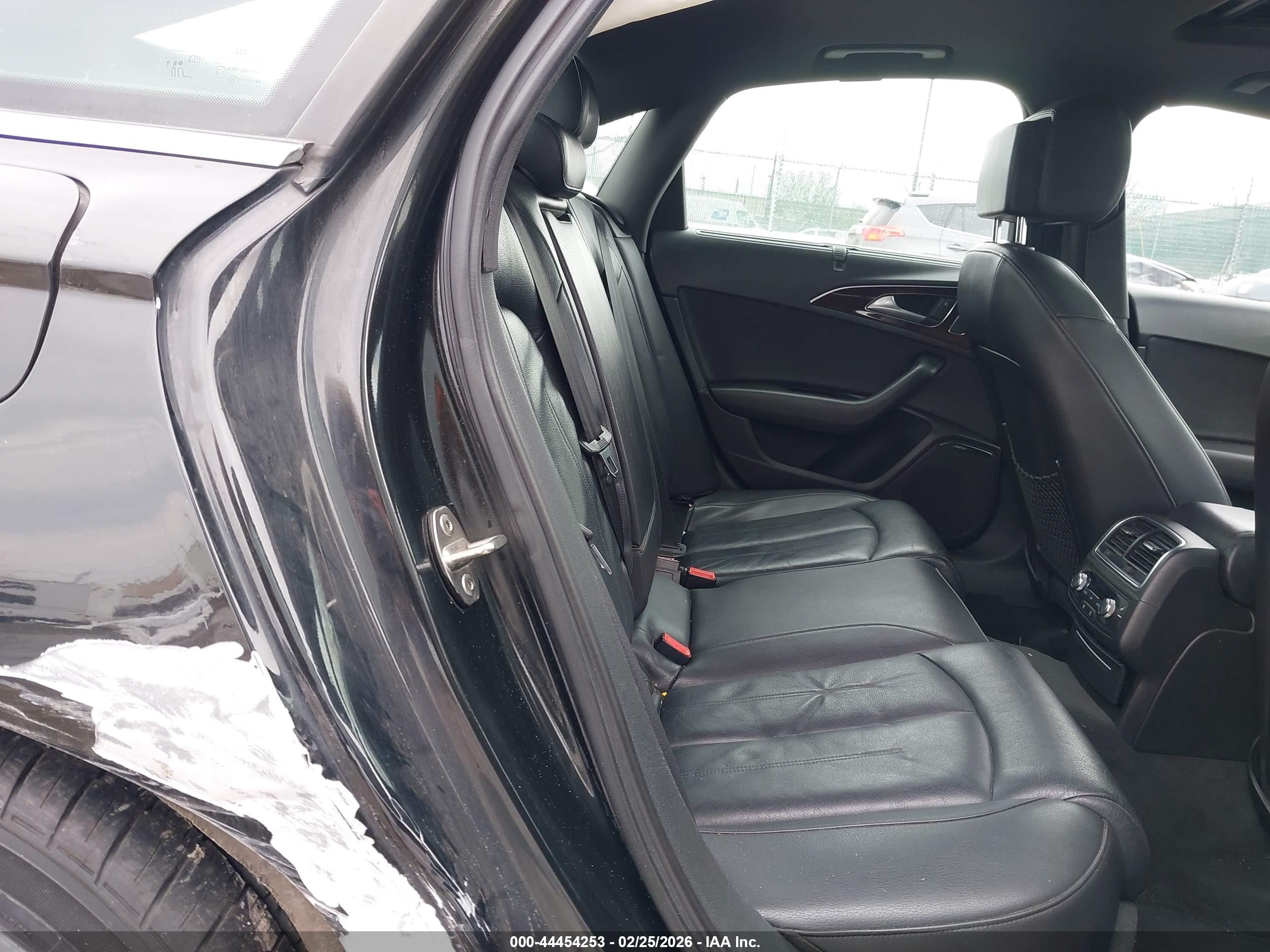 AUDI A6 image 8