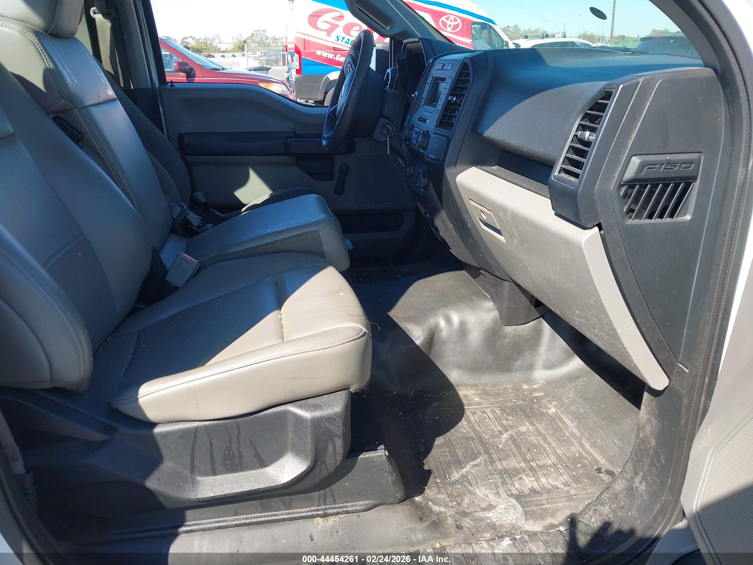 FORD F-150 image 5