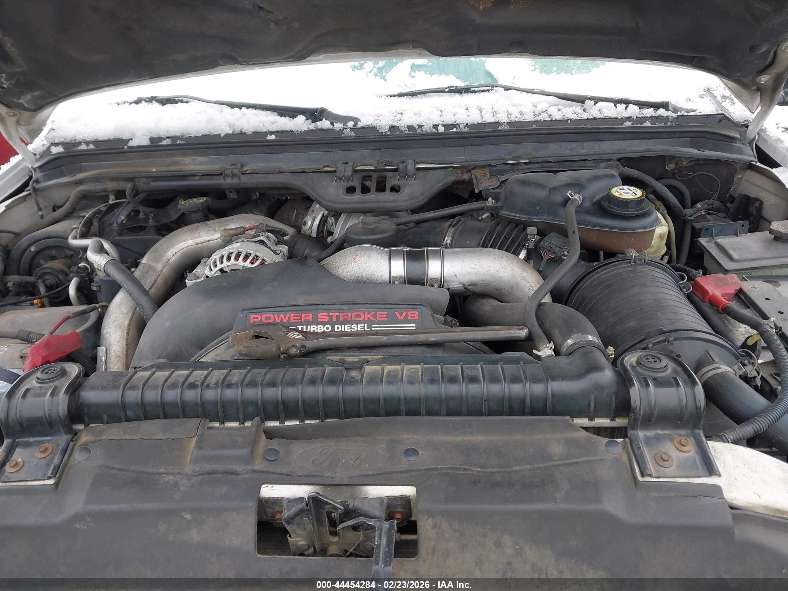 FORD F-550 image 10