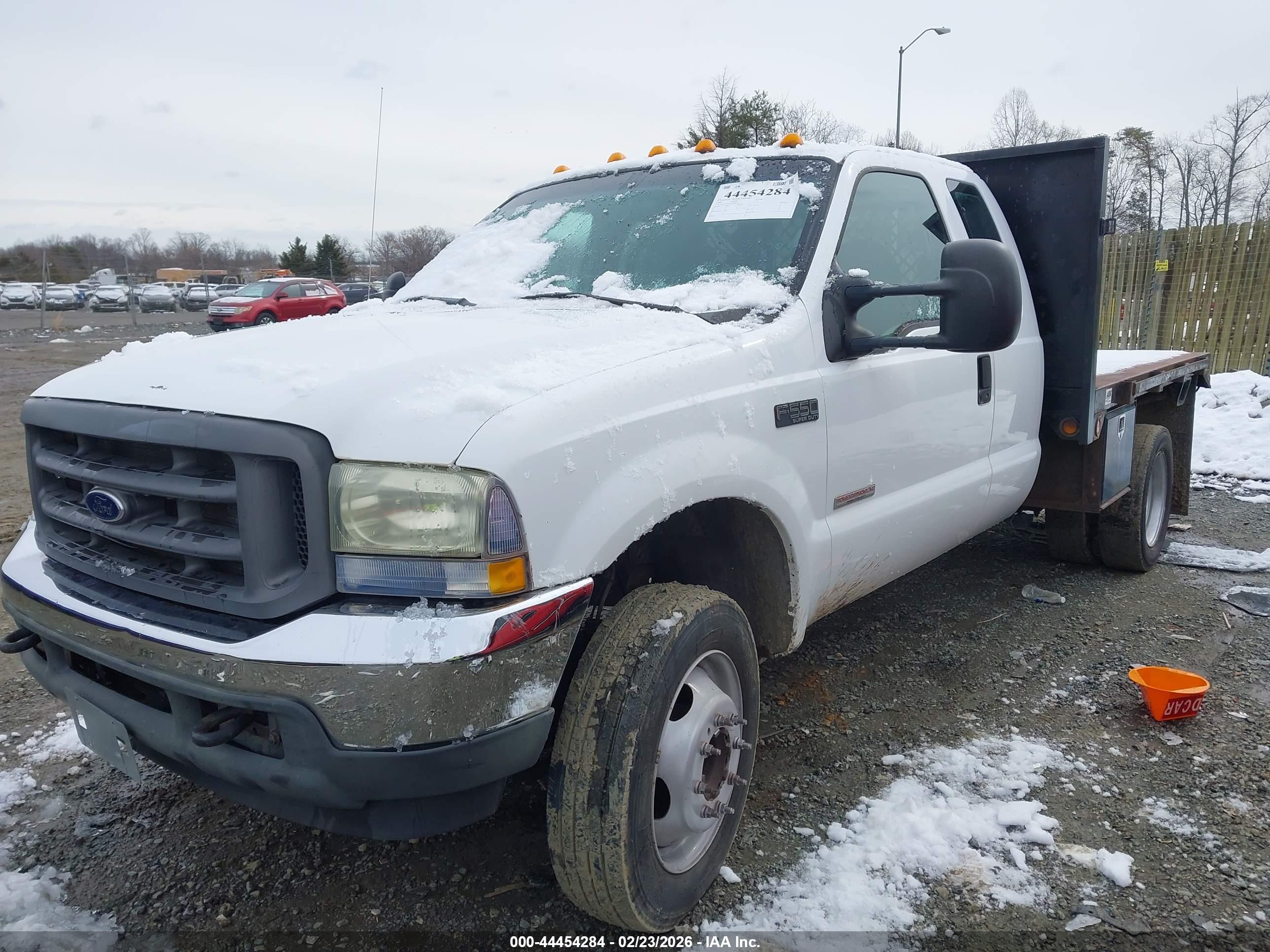 FORD F-550 image 2
