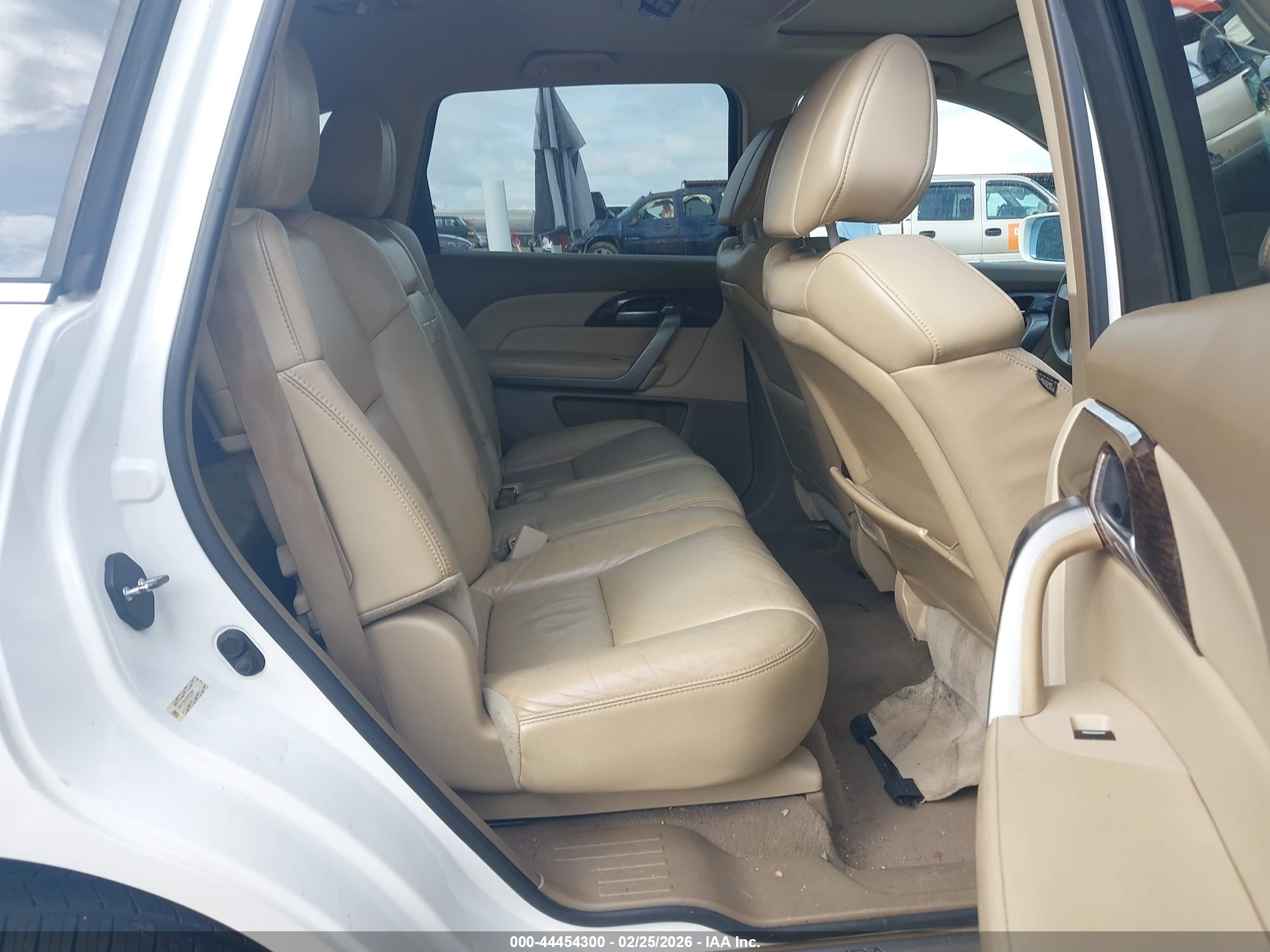 ACURA MDX image 8