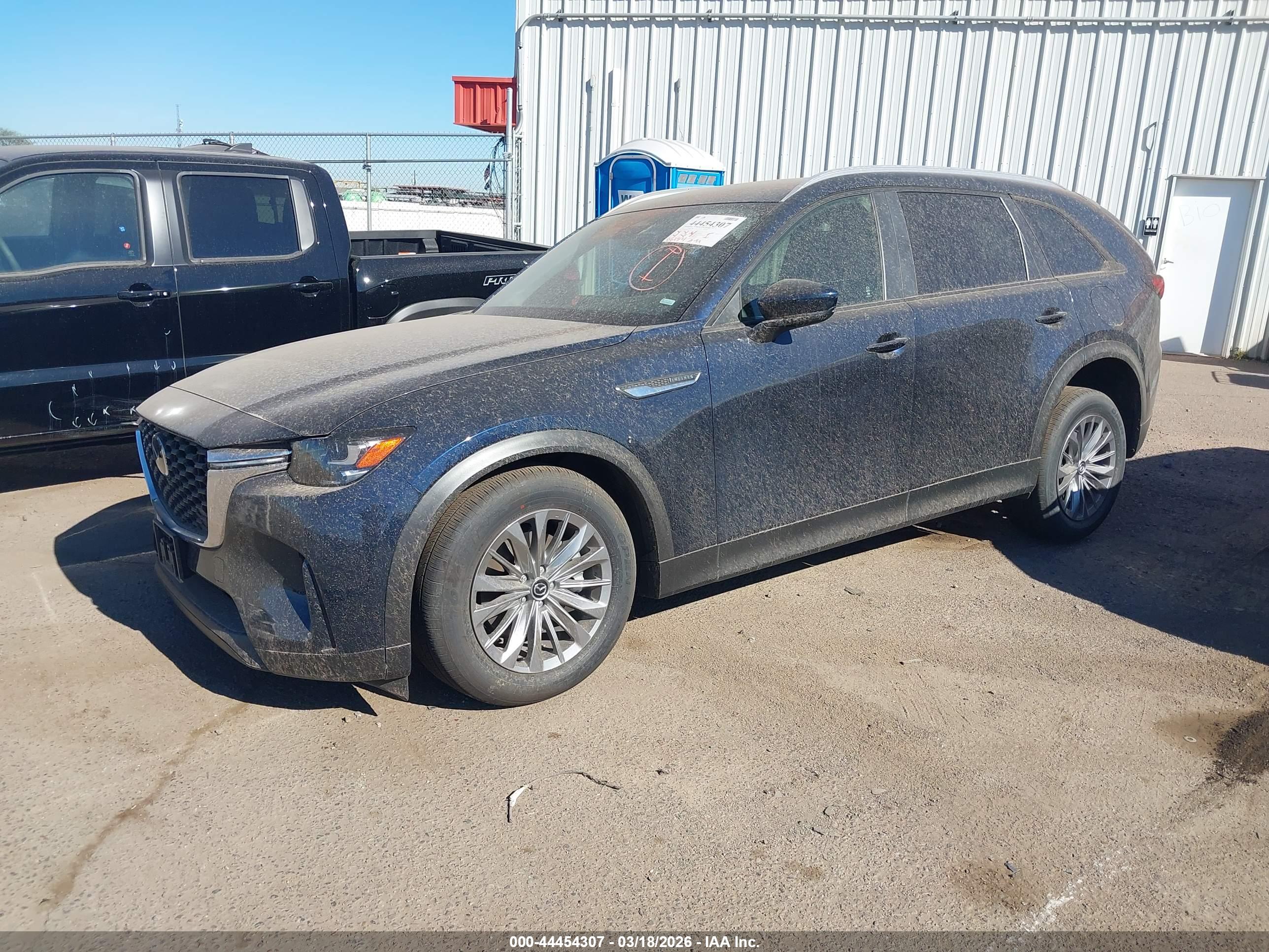 MAZDA CX-90 image 2