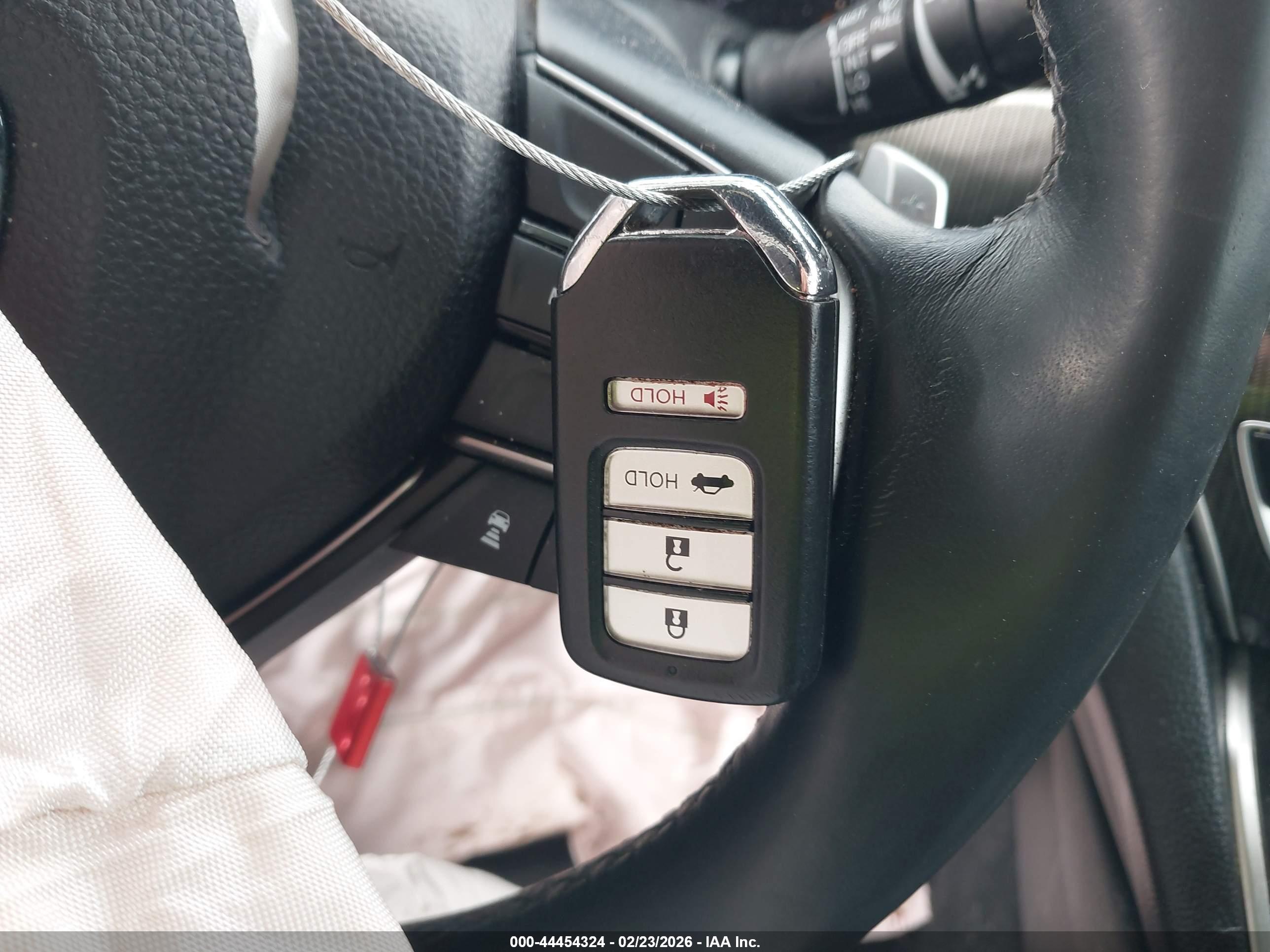 HONDA ACCORD image 11