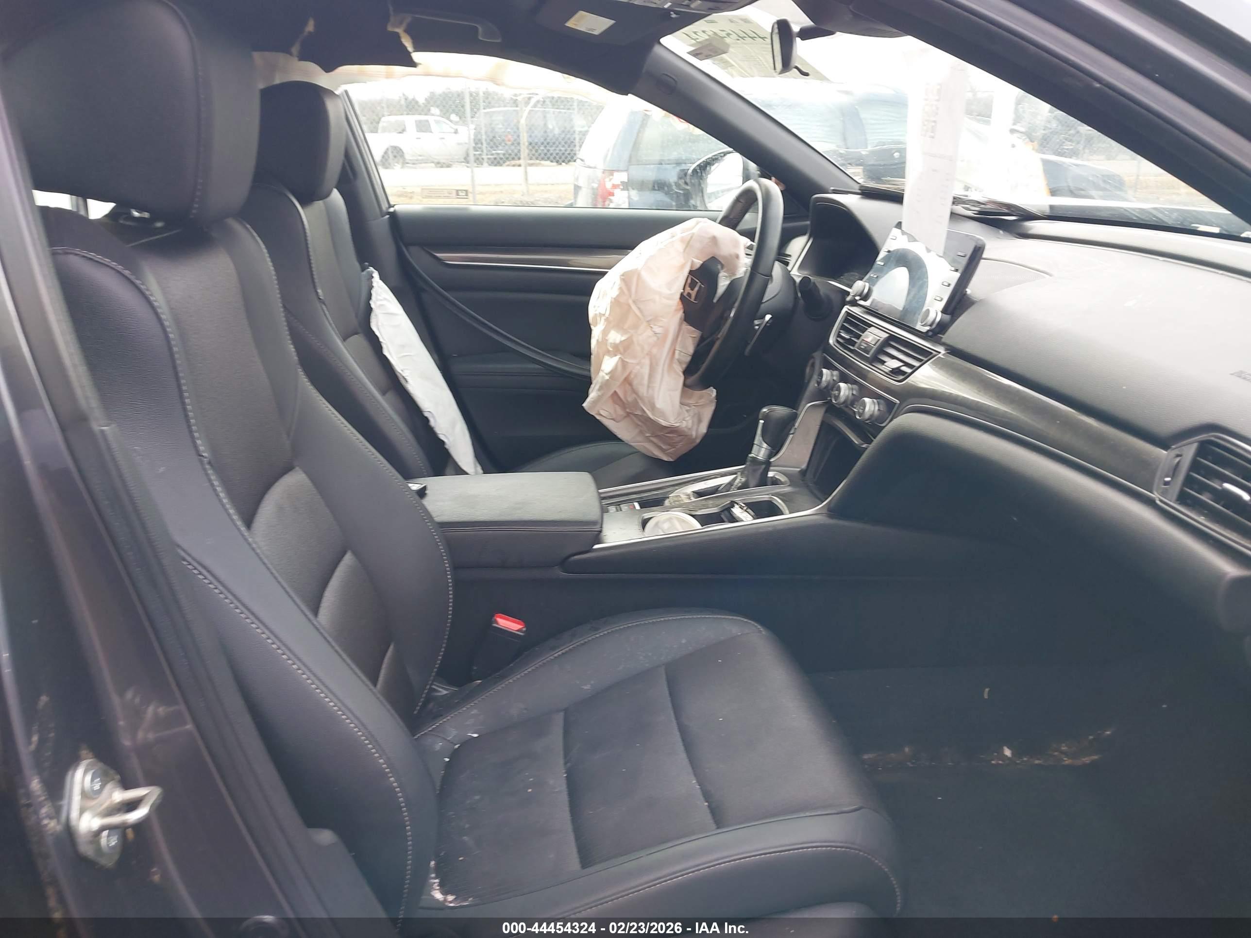 HONDA ACCORD image 5