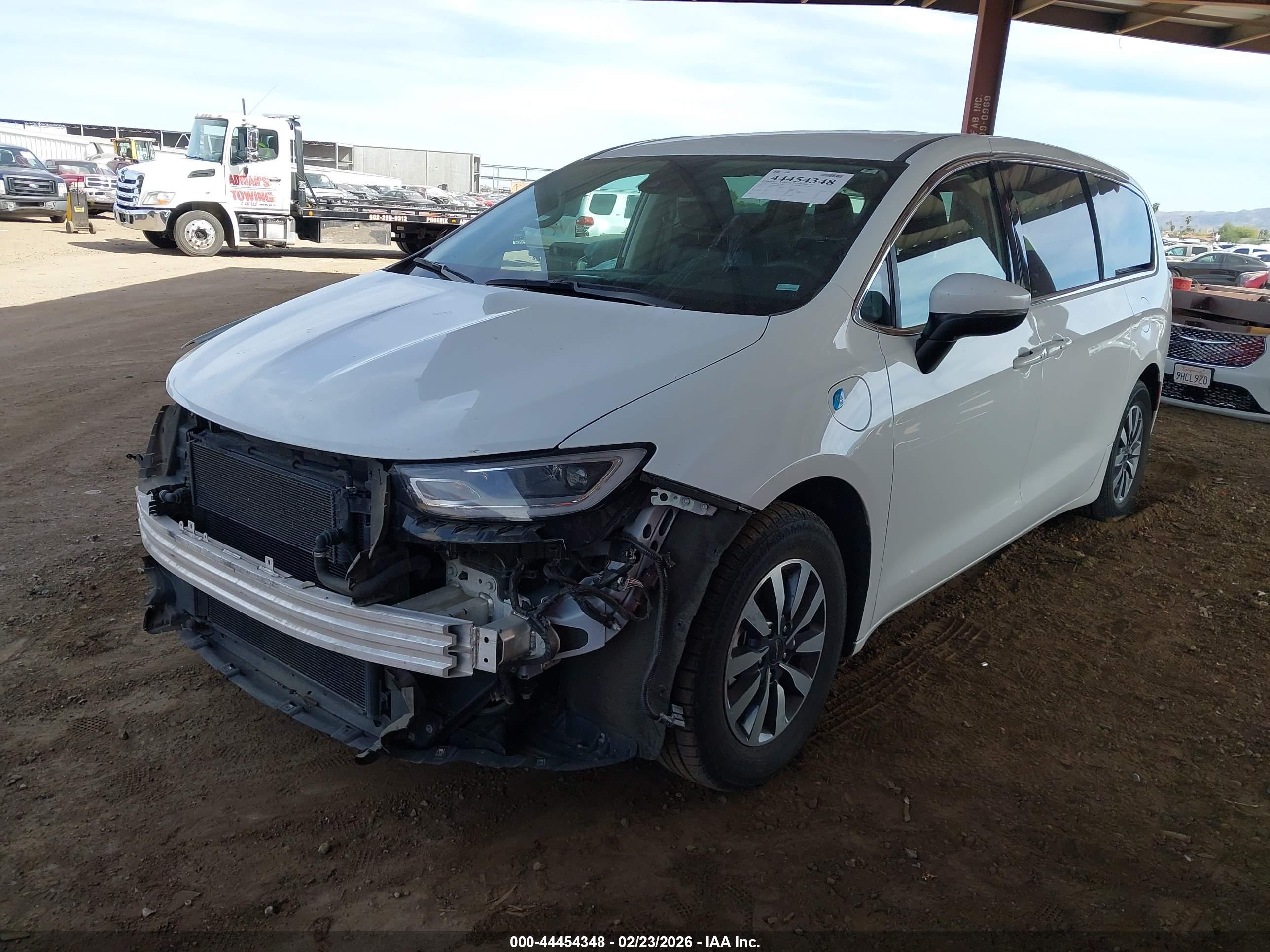 CHRYSLER PACIFICA image 2
