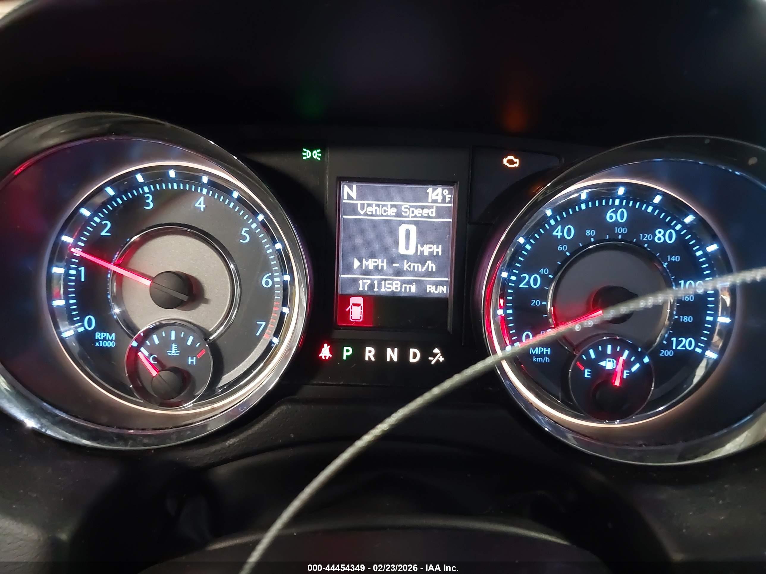 CHRYSLER TOWN image 7