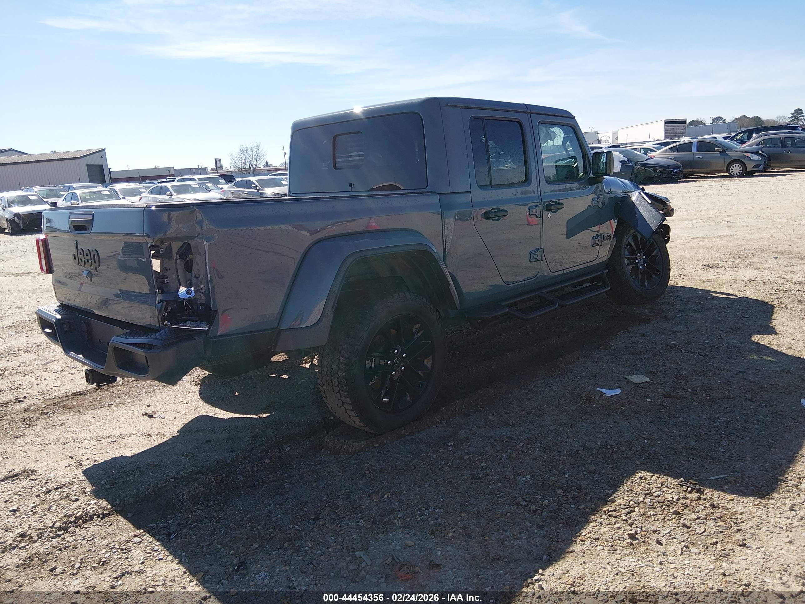 JEEP GLADIATOR image 4