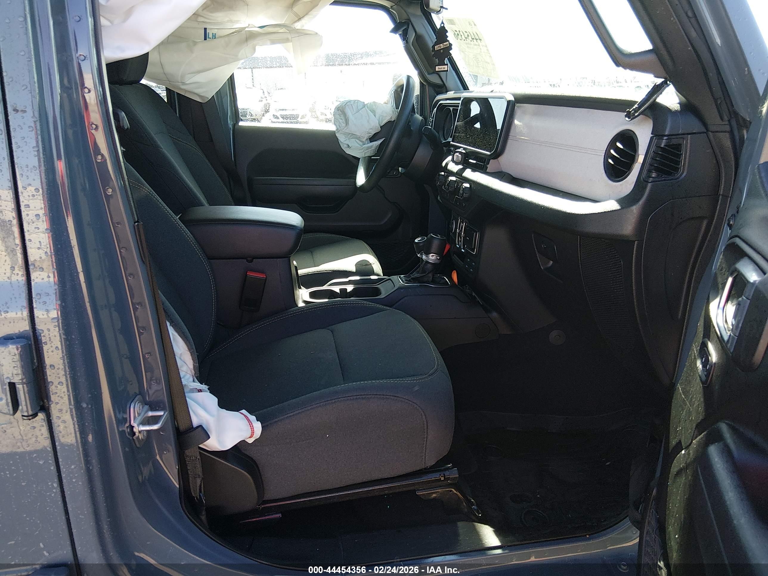JEEP GLADIATOR image 5