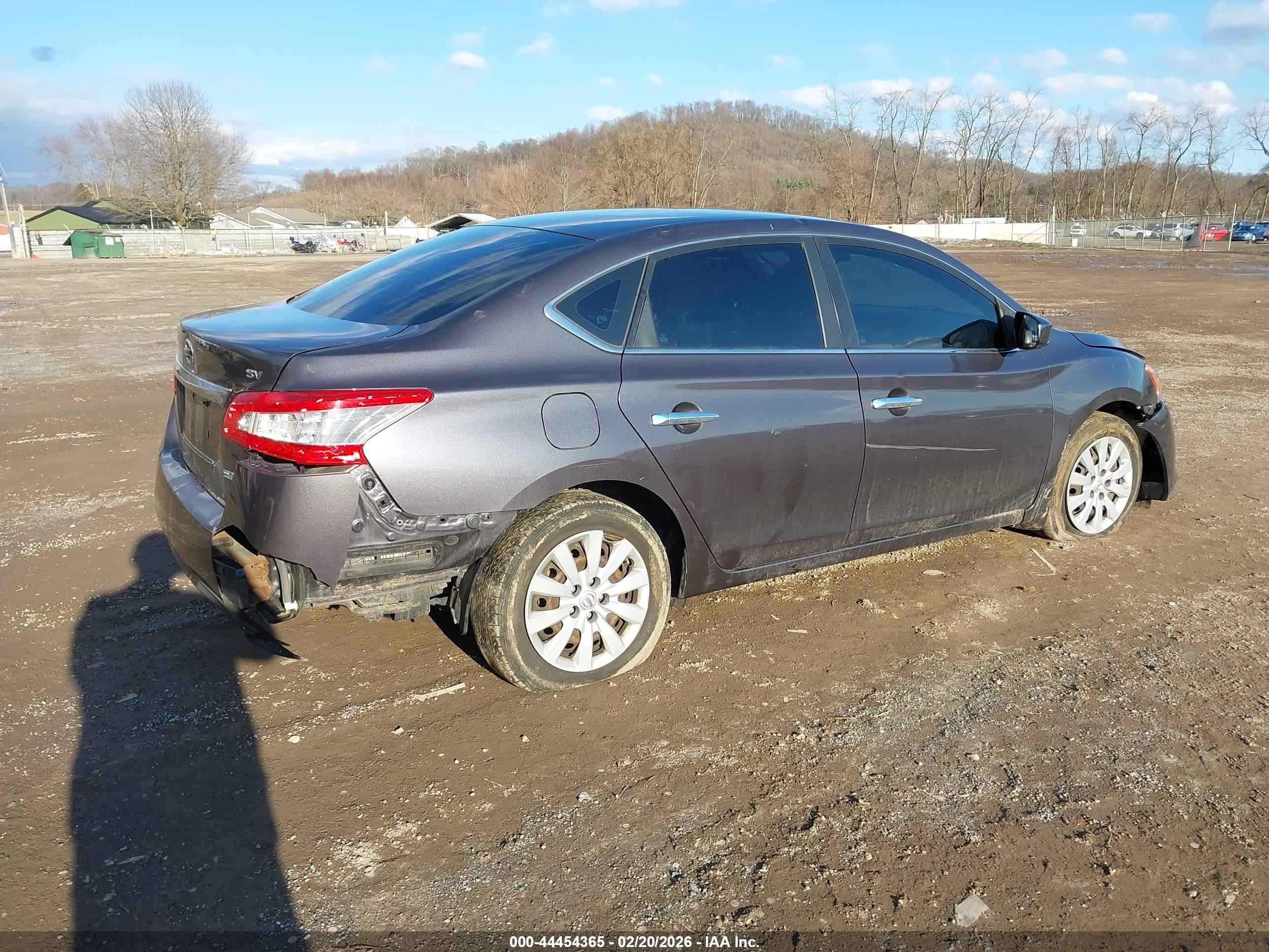 NISSAN SENTRA image 4