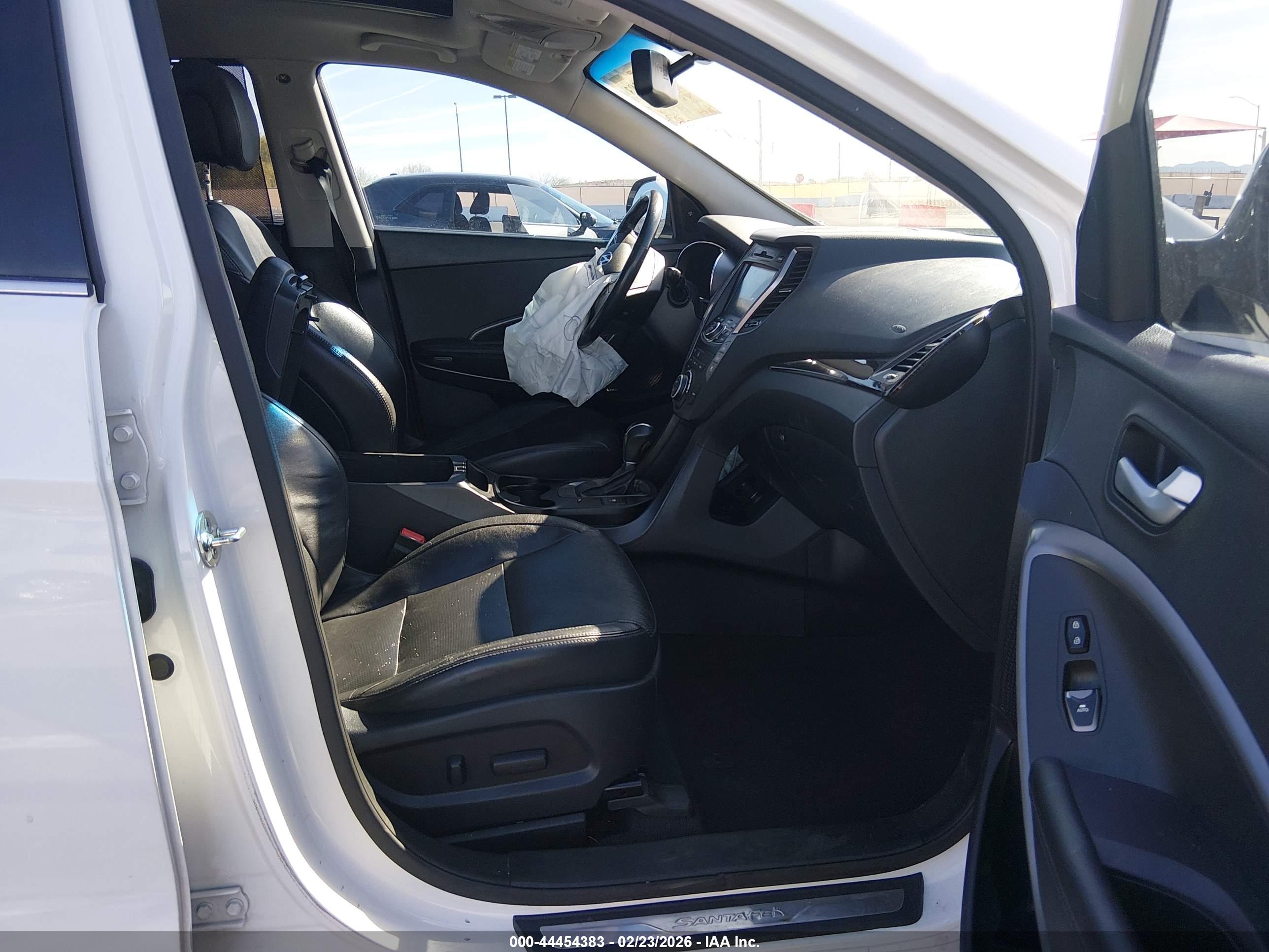 HYUNDAI SANTA image 5