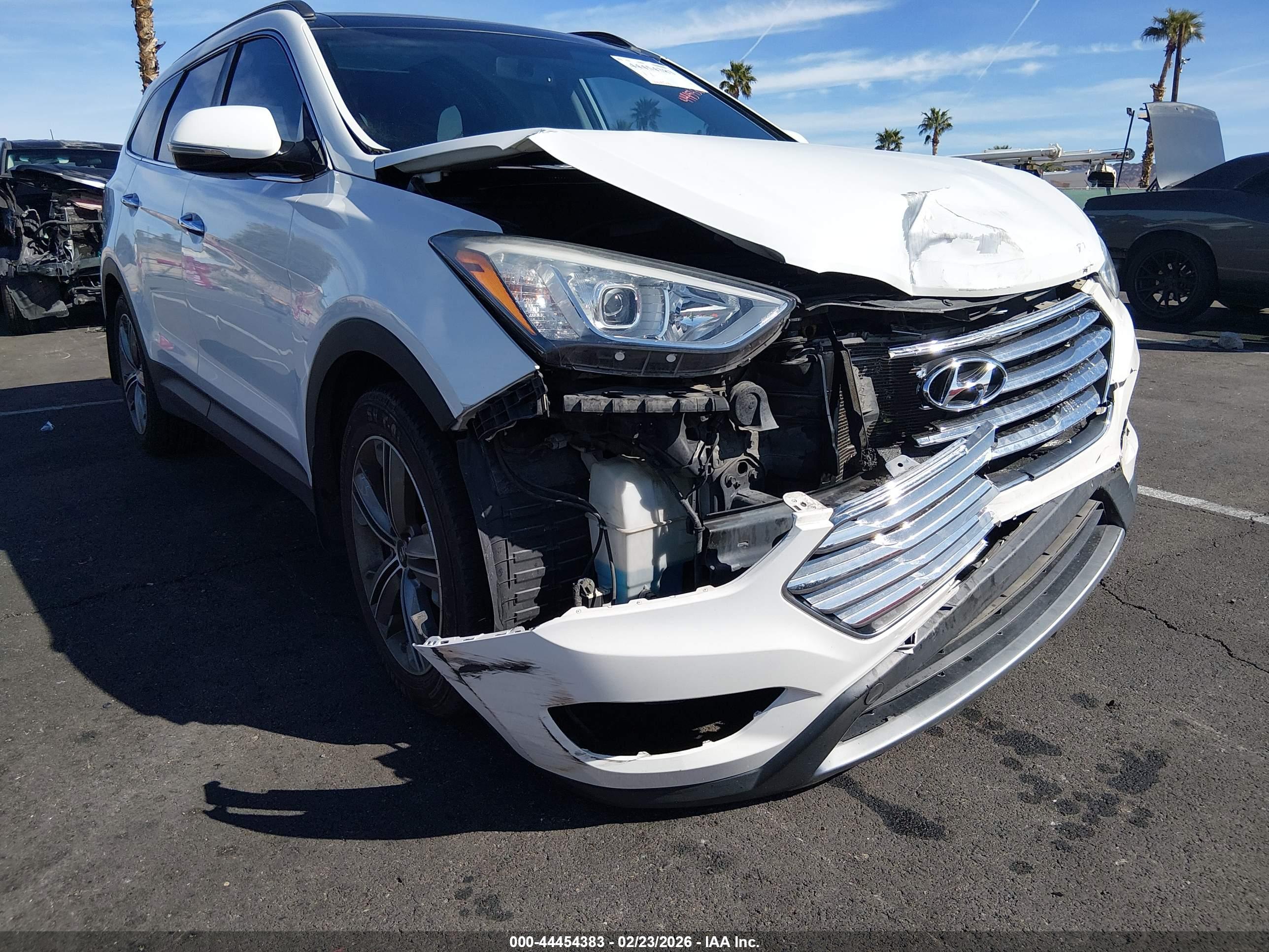 HYUNDAI SANTA image 6