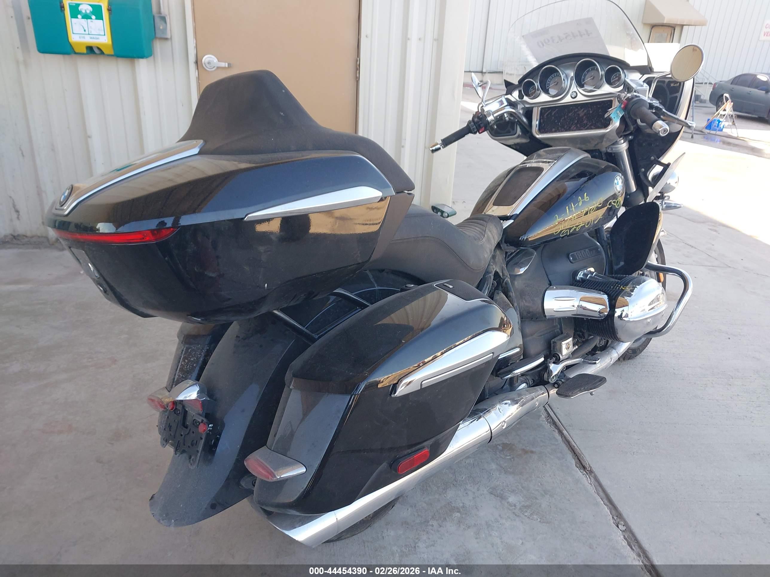 BMW R18 image 4