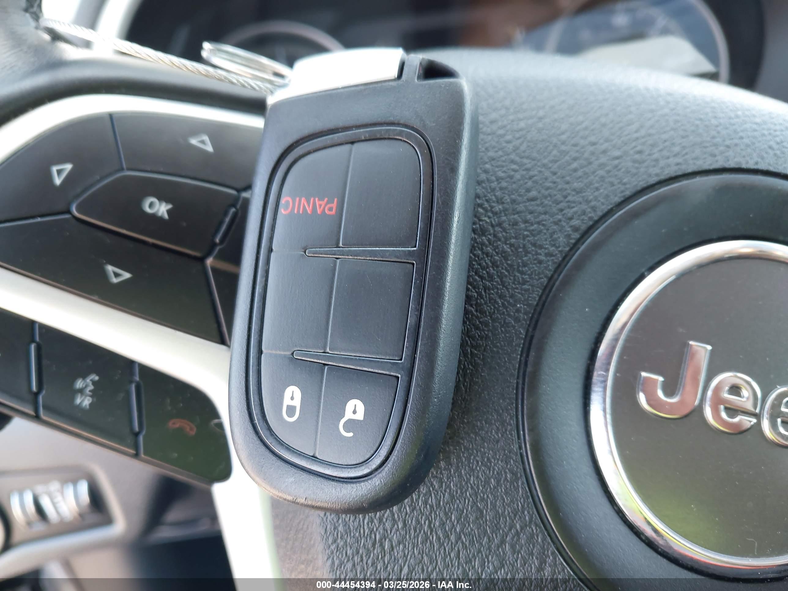 JEEP CHEROKEE image 11