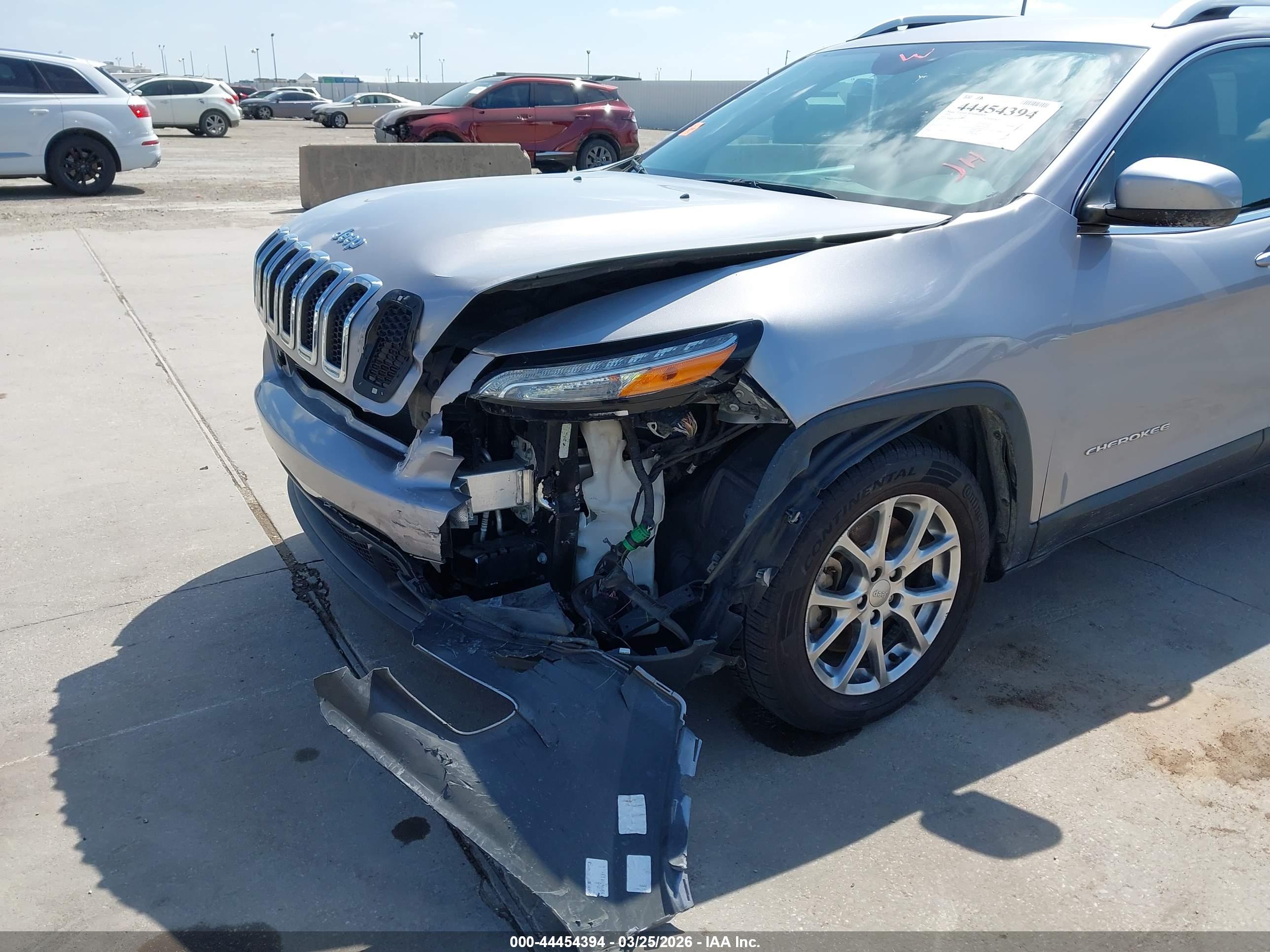 JEEP CHEROKEE image 6
