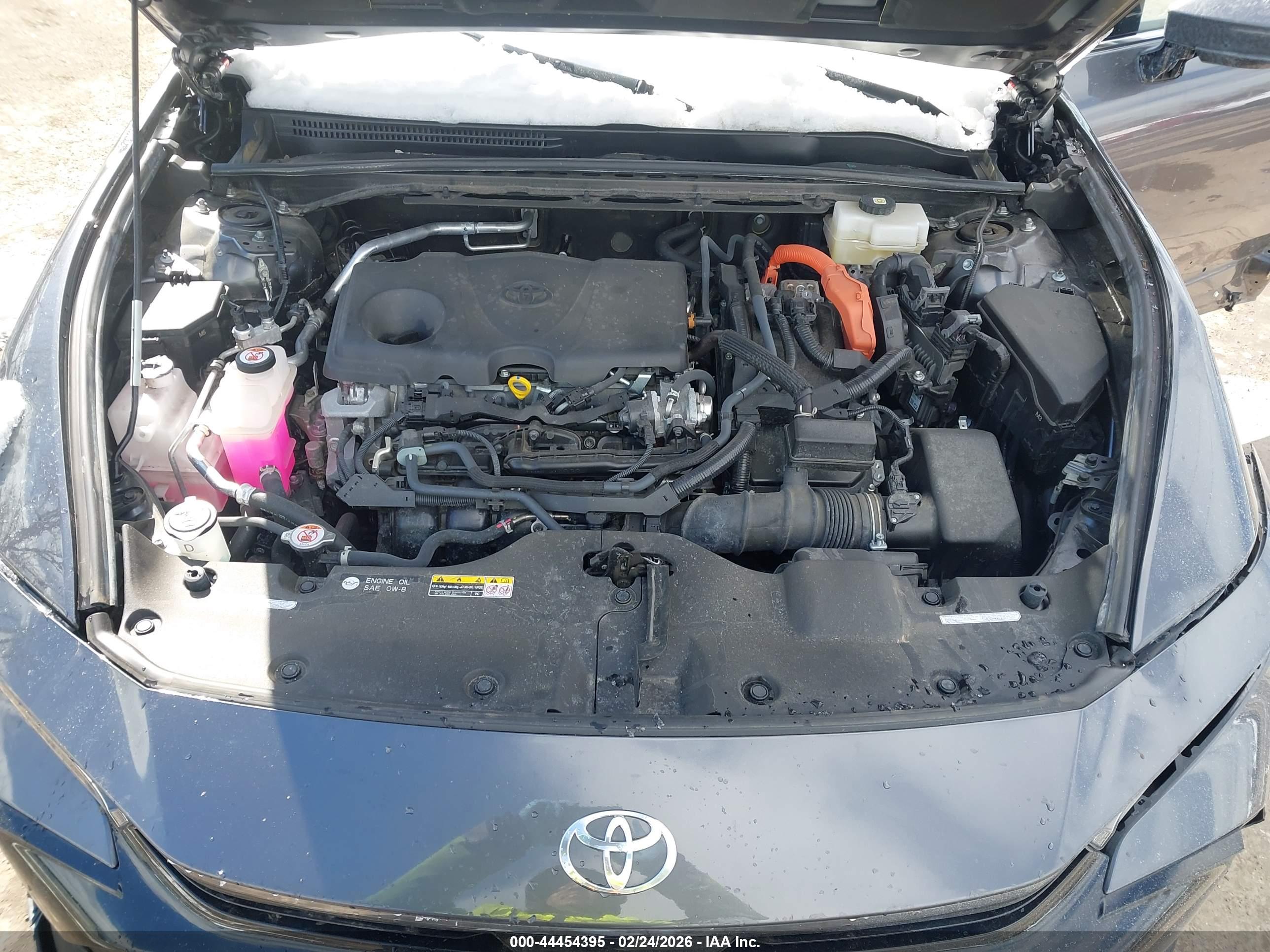TOYOTA CROWN image 10