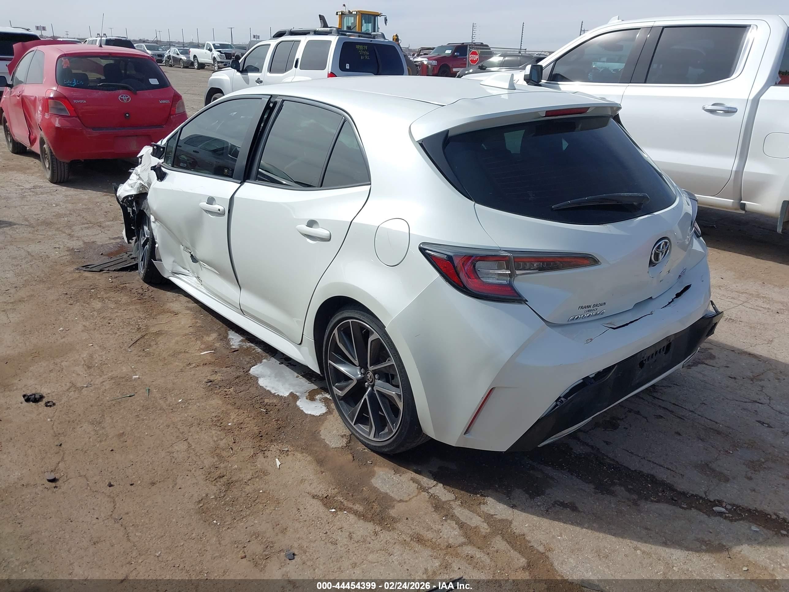 TOYOTA COROLLA image 3