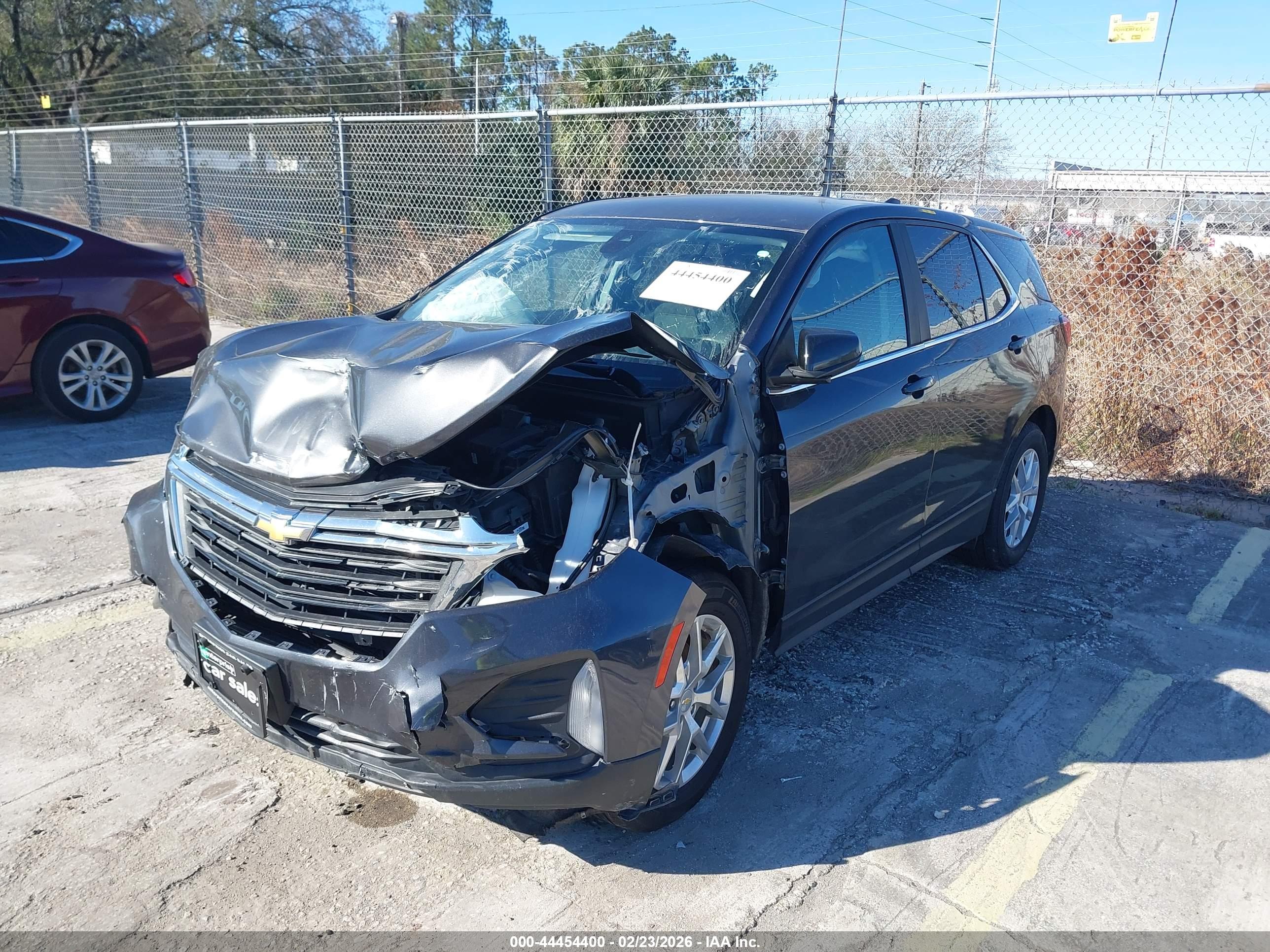 CHEVROLET EQUINOX image 2