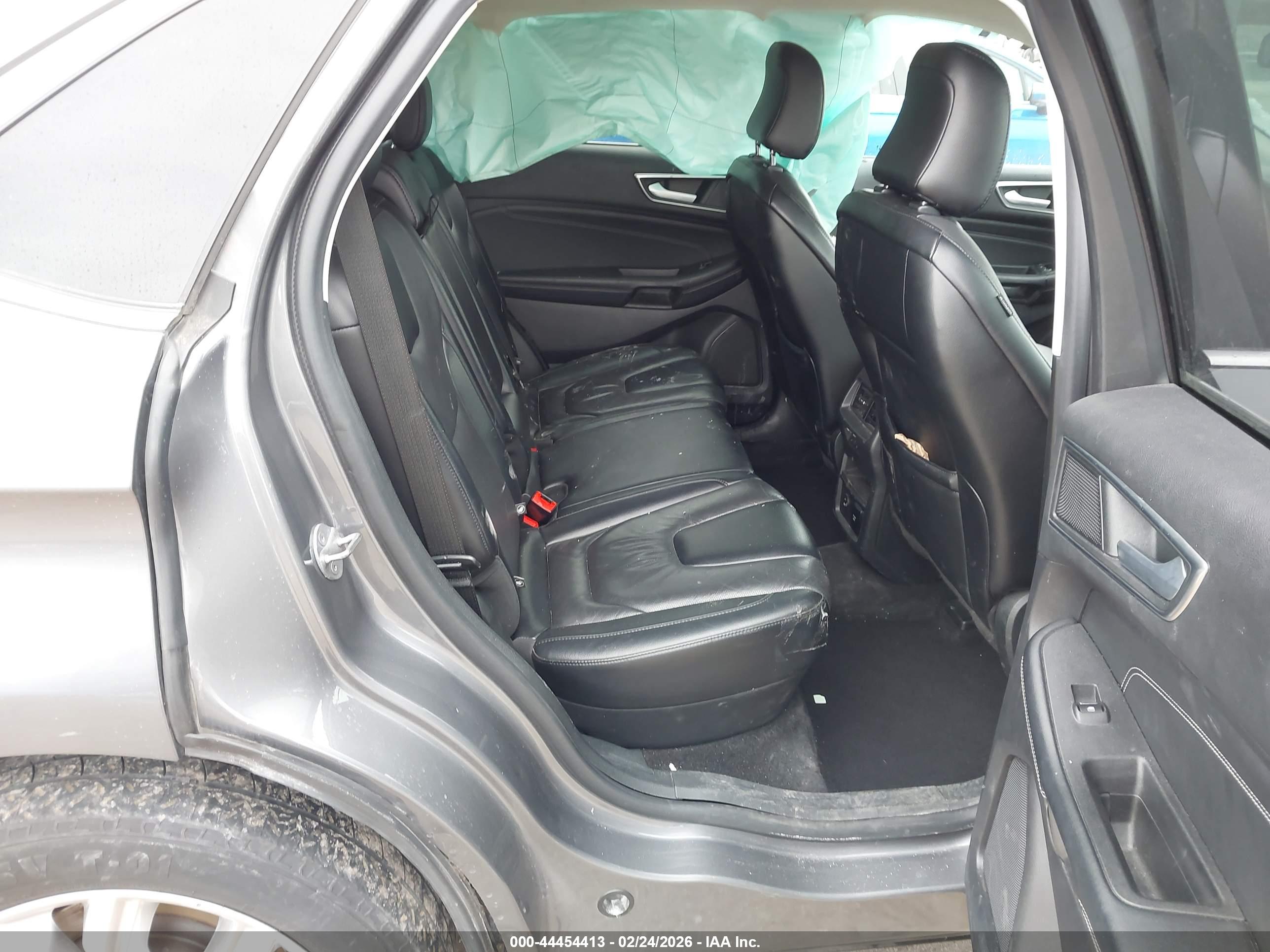 FORD EDGE image 8
