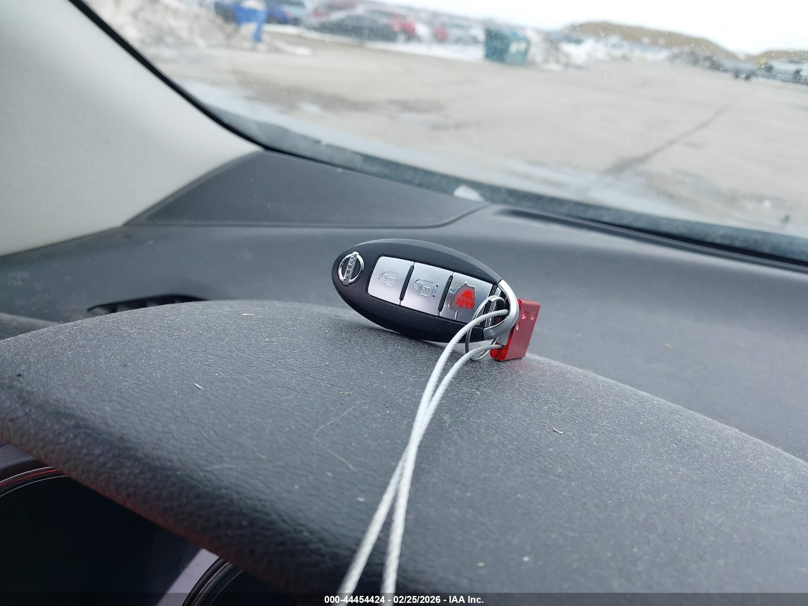 NISSAN MURANO image 11