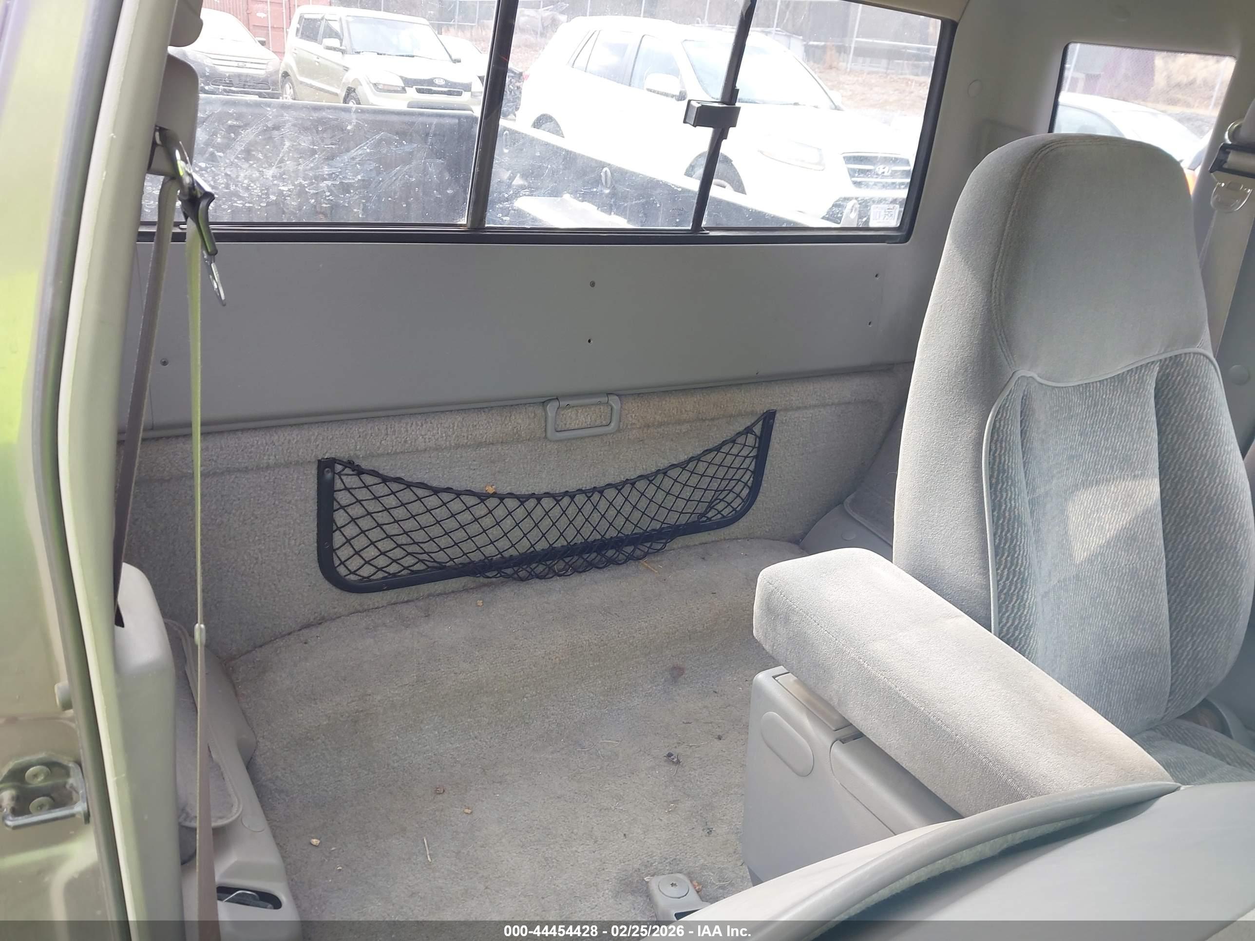 FORD RANGER image 8