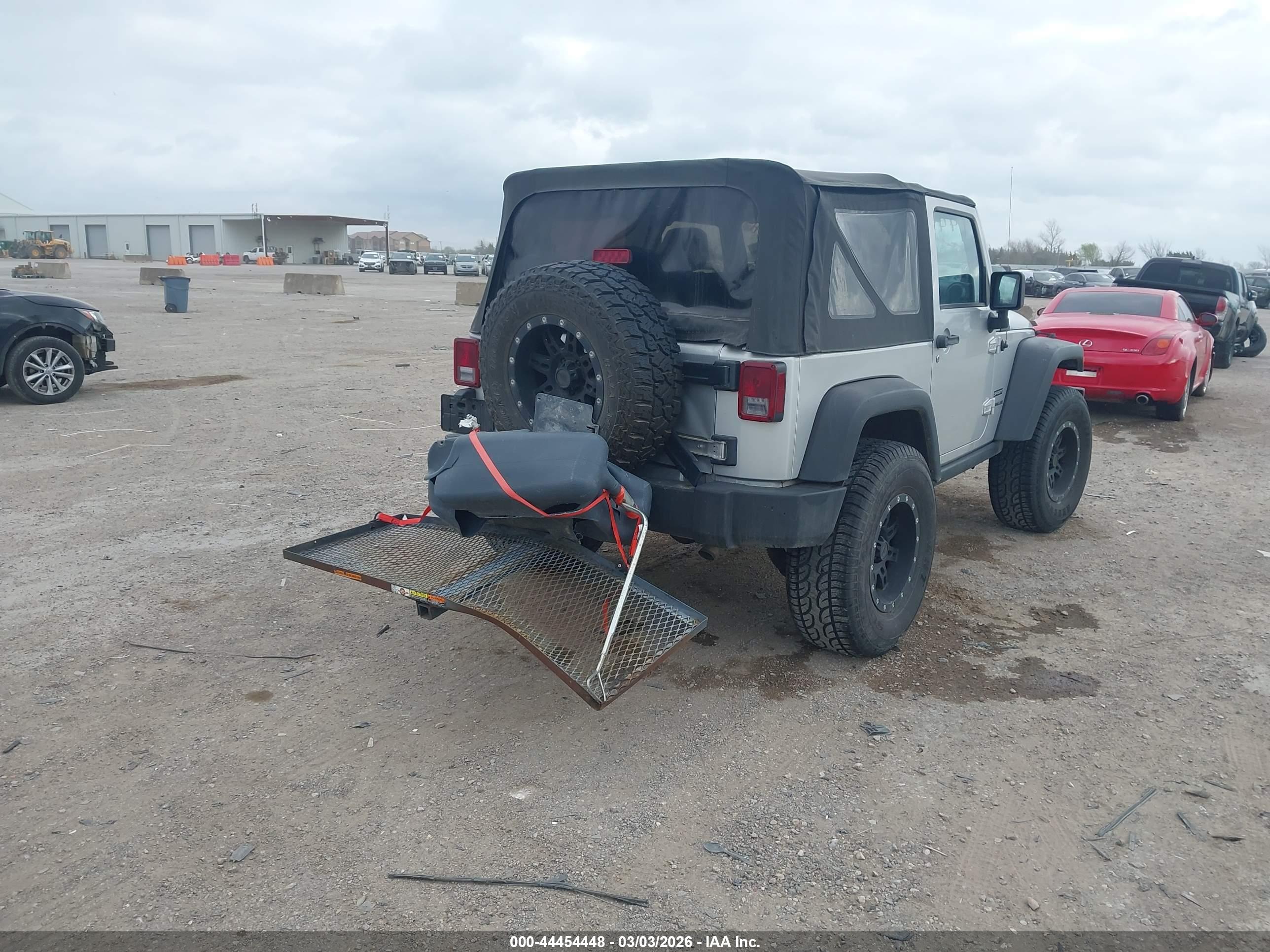 JEEP WRANGLER image 4