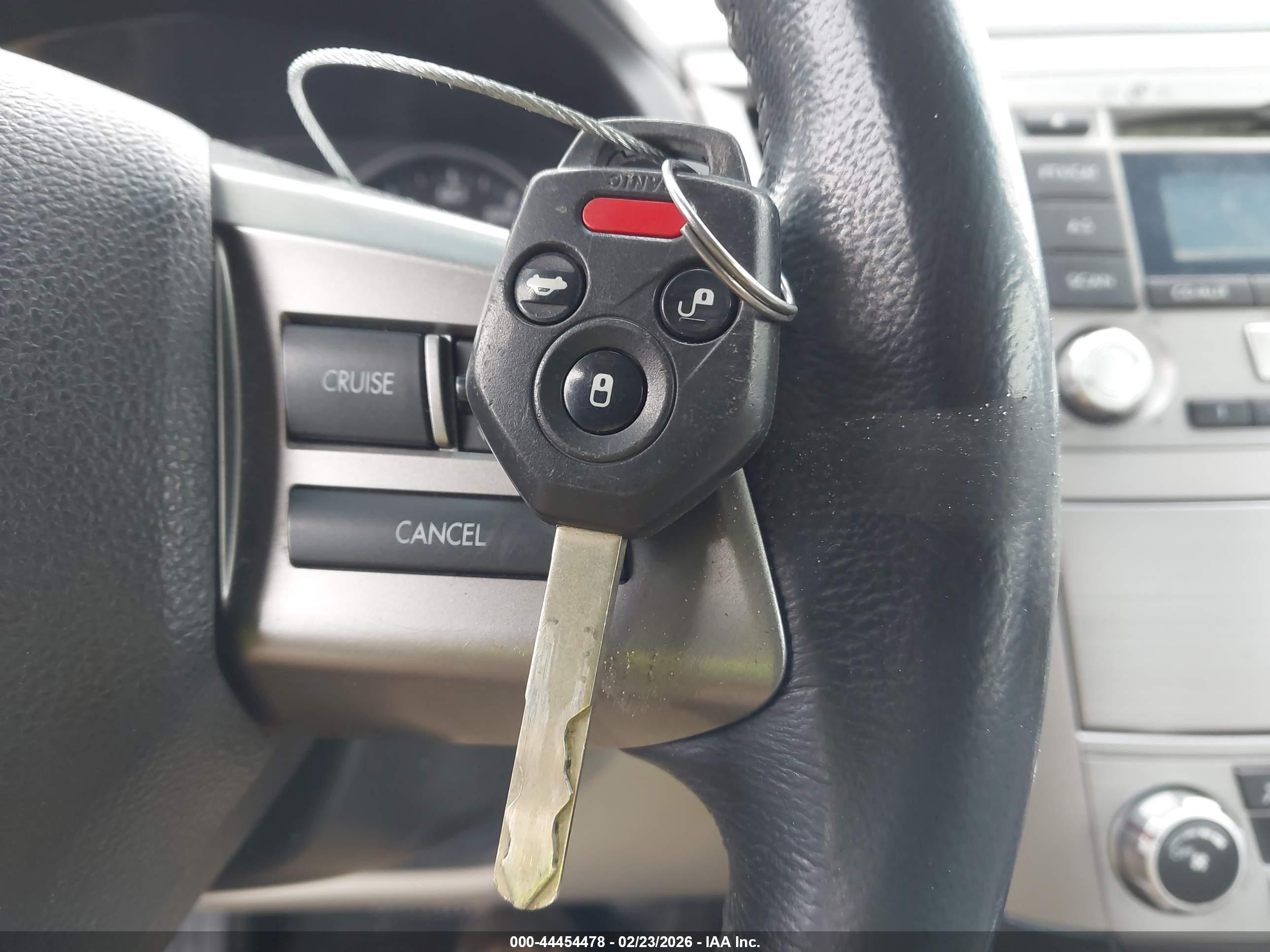 SUBARU LEGACY image 11