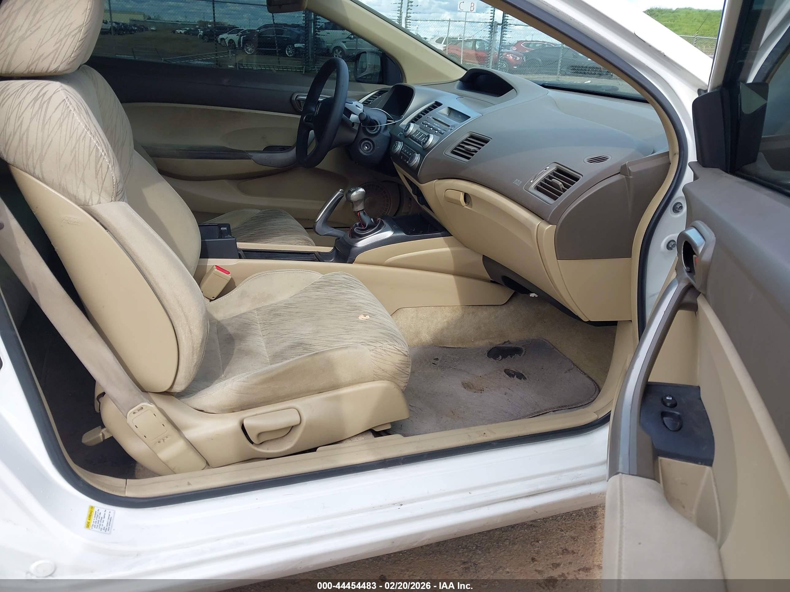 HONDA CIVIC image 5